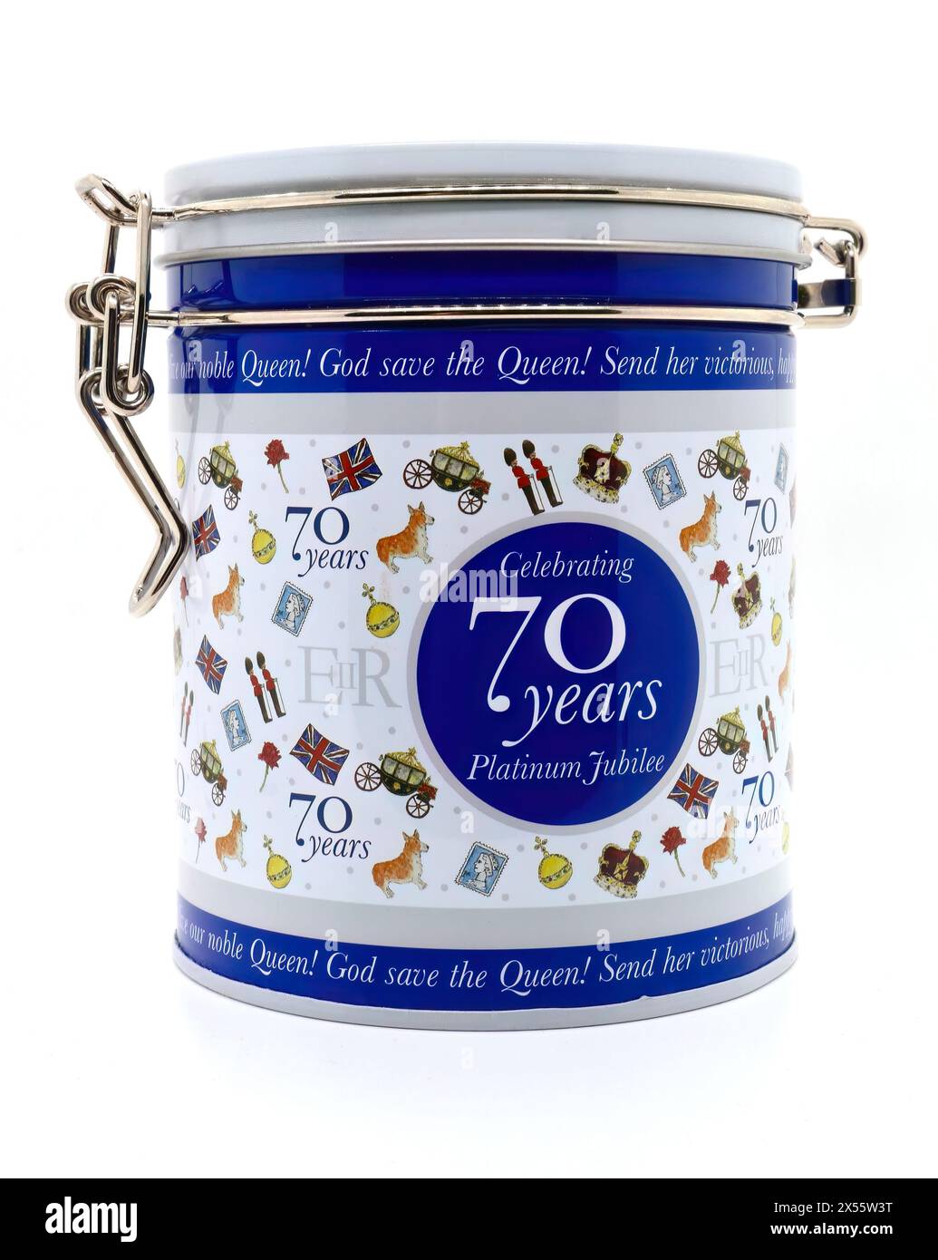 Foto di una scatola di 50 bustine di tè all'inglese da Milly Green per celebrare il Giubileo di platino della regina Elisabetta II da vicino su sfondo bianco Foto Stock