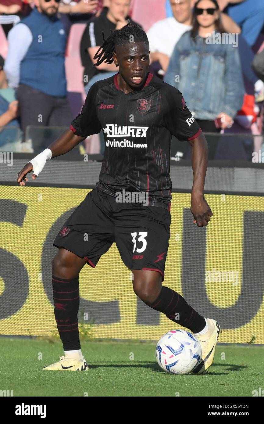 Salerno, Italia. 6 maggio 2024. Loum Tchaouna di US Salernitana 1919 in azione durante la partita di serie A tra US Salernitana 1919 e Bologna FC allo Stadio Arechi il 6 maggio 2024 a Salerno, italia punteggio finale 1-2 (foto di Agostino Gemito/Pacific Press/Sipa USA) Credit: SIPA USA/Alamy Live News Foto Stock