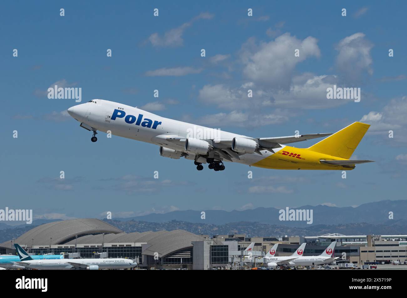 Boeing 747-8 Freighter polare con registrazione N853GT mostrato in partenza dall'aeroporto internazionale di Los Angeles (LAX). Foto Stock