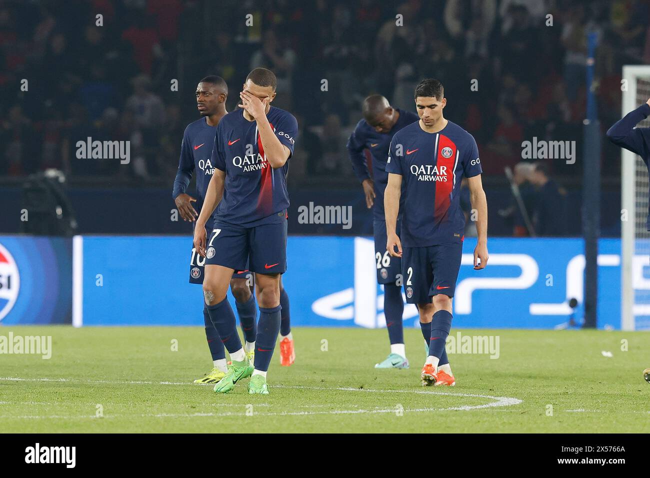 Parigi, Parigi, Francia. 7 maggio 2024. Kylian MBAPPE del Paris Saint Germain reagisce dopo la sconfitta della semifinale di UEFA Champions League tra Paris Saint Germain e Borussia Dortmund allo stadio Parc des Princes - il 7 maggio 2024. Parigi - Francia (Credit Image: © Loic Baratoux/ZUMA Press Wire) SOLO USO EDITORIALE! Non per USO commerciale! Foto Stock