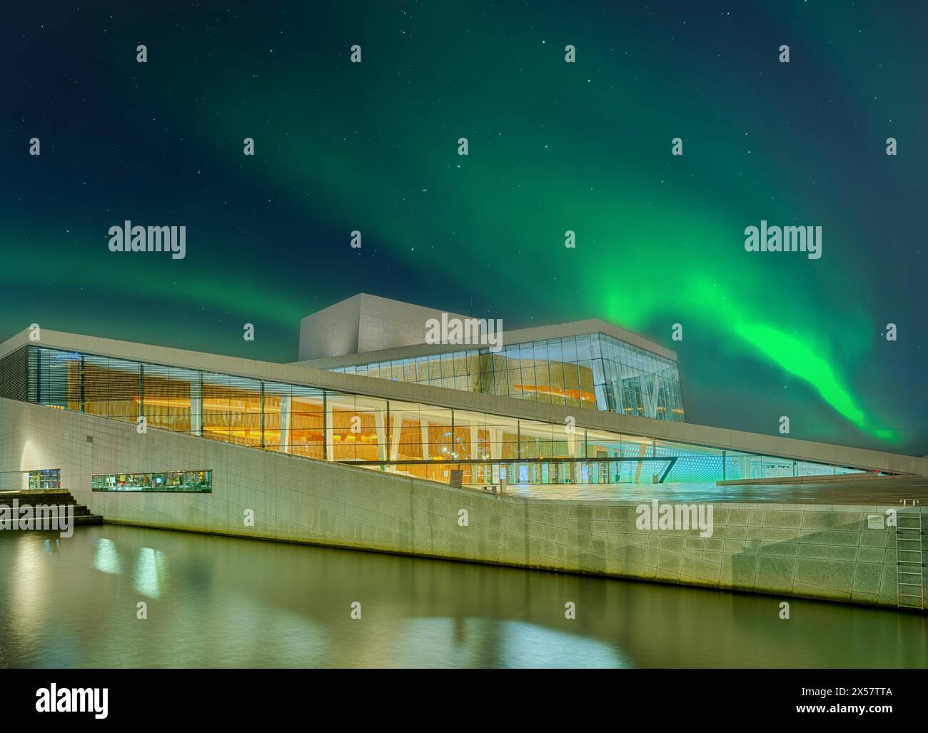 Serata dell'Opera Aurora Oslo Norvegia Foto Stock