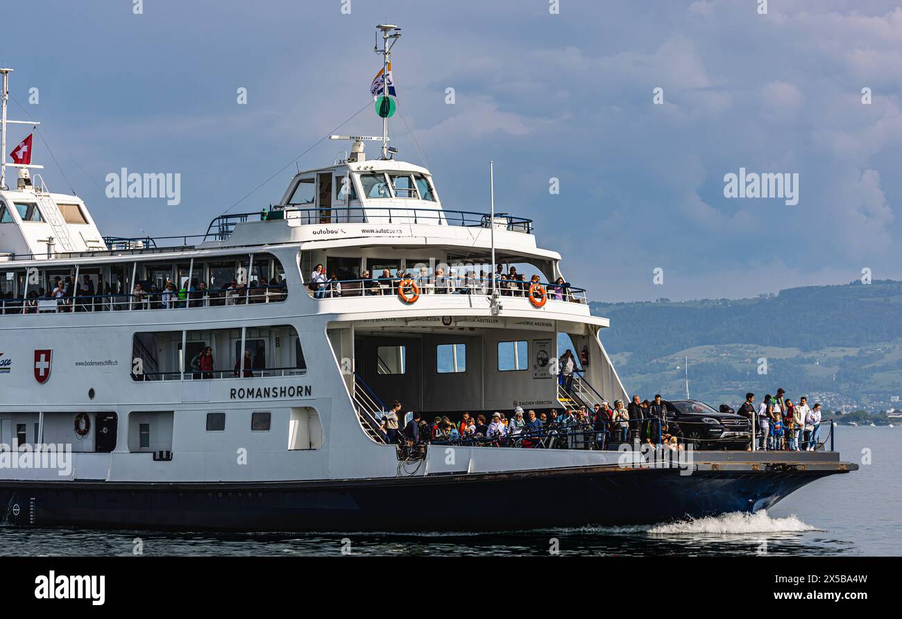 Autofähre Romanshorn die Autofähre Romanshorn kommt aus Friedrichshafen und steuert den Hafen Romanshorn AN. Romanshorn, Schweiz, 21.05.2023 *** Romanshorn il traghetto Romanshorn arriva da Friedrichshafen e si dirige verso il porto di Romanshorn Romanshorn, Svizzera, 21 05 2023 Foto Stock