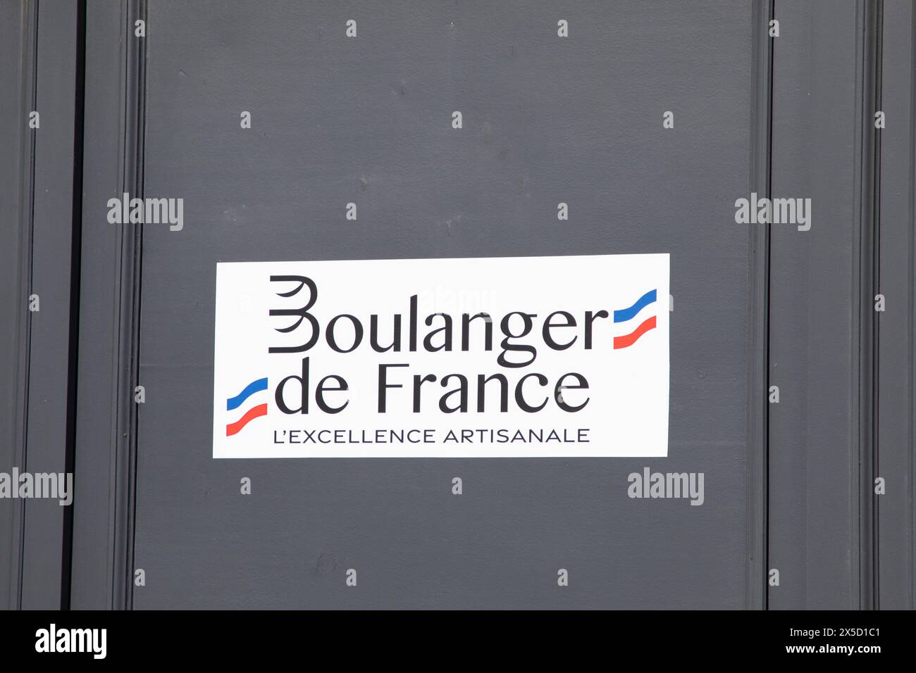 Bordeaux , Francia - 04 29 2024 : marchio Boulanger de france logo e testo del cartello facciata d'ingresso panetteria francese tradizionale officia del pane Foto Stock