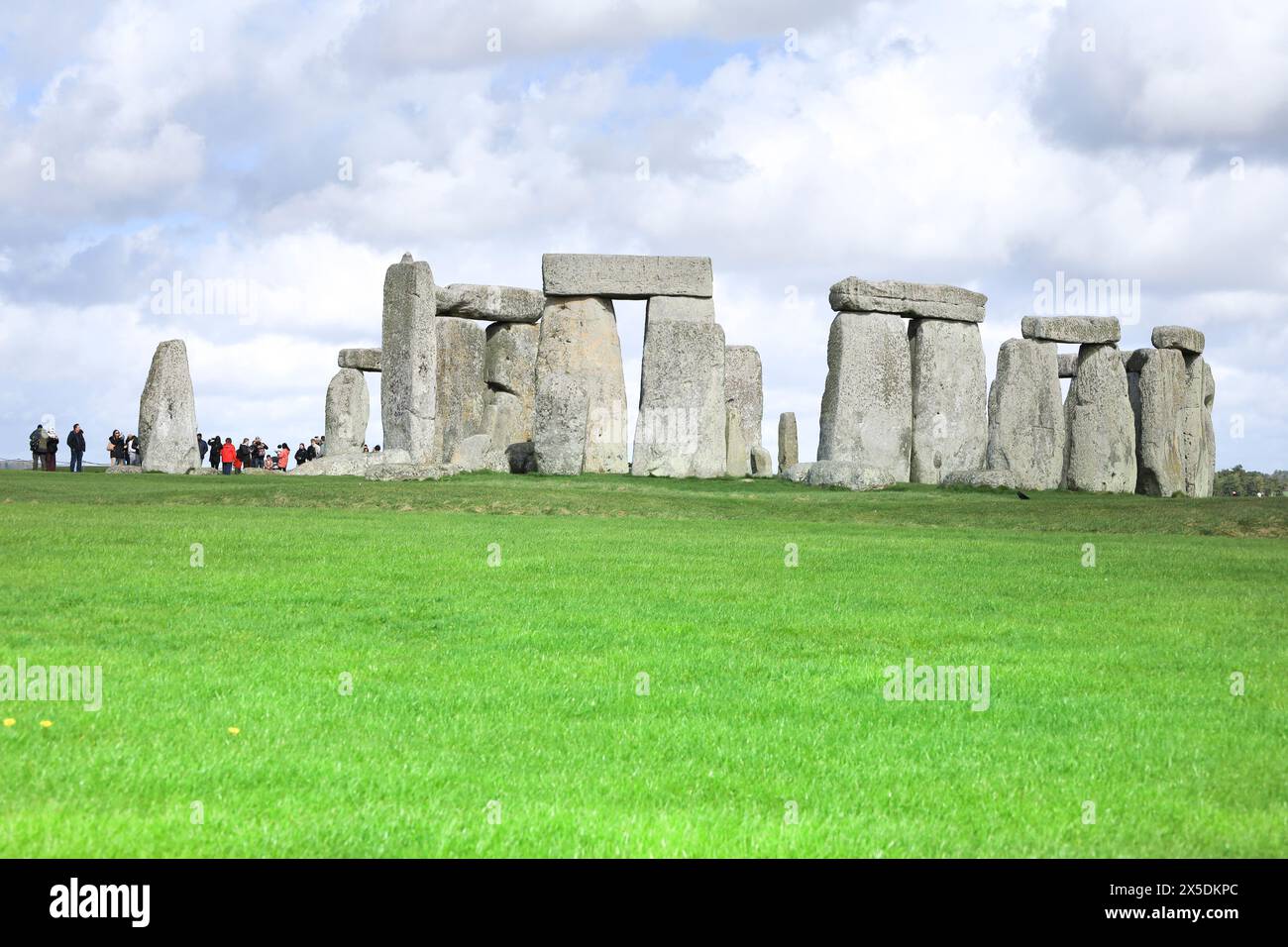 Salisbury, Inghilterra - 30 marzo 2024: Stonehenge, la struttura megalitica preistorica sulla pianura di Salisbury Foto Stock