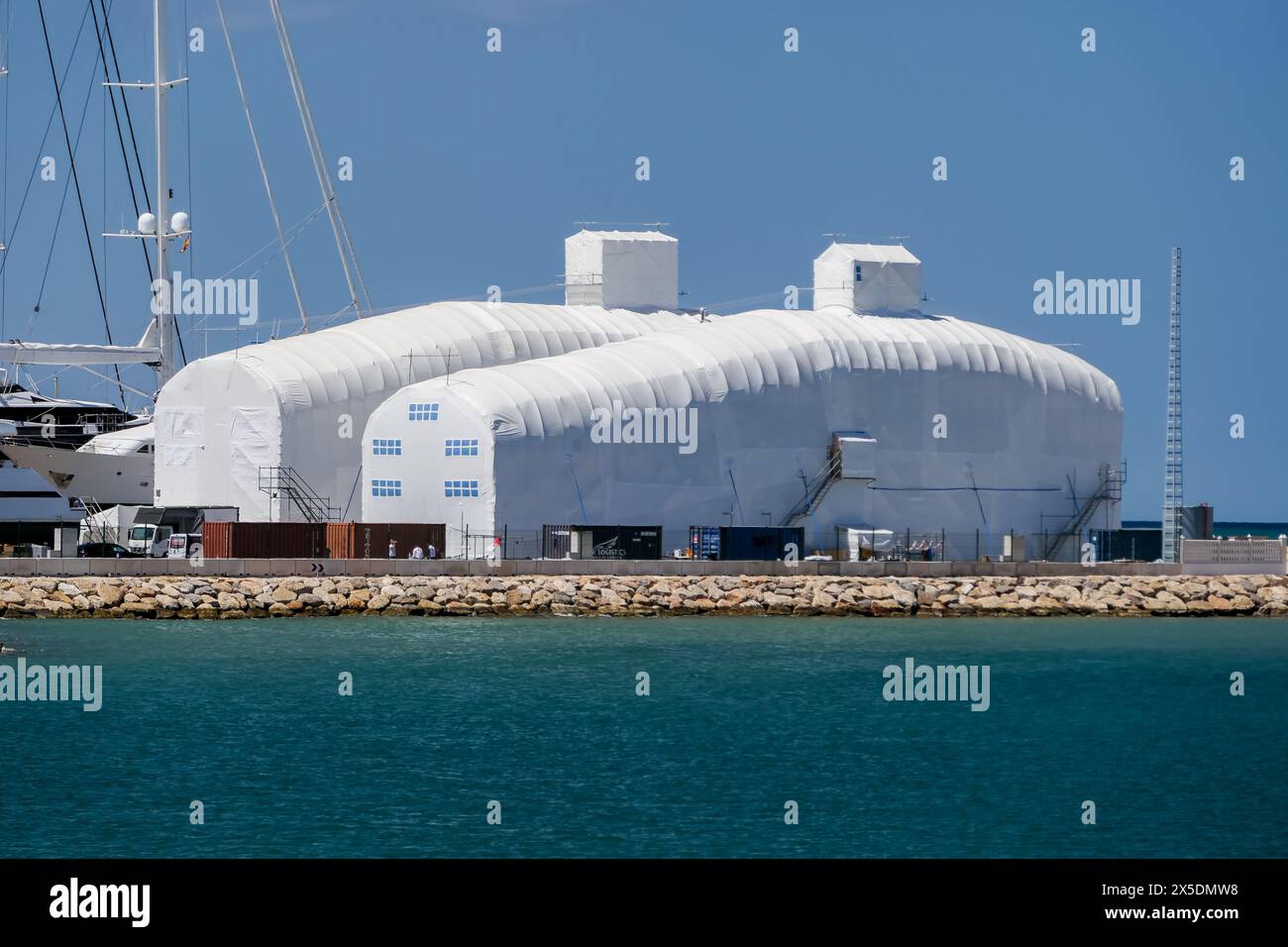 Denia ad Alicante: Servizi di riparazione di barche a harborside Foto Stock