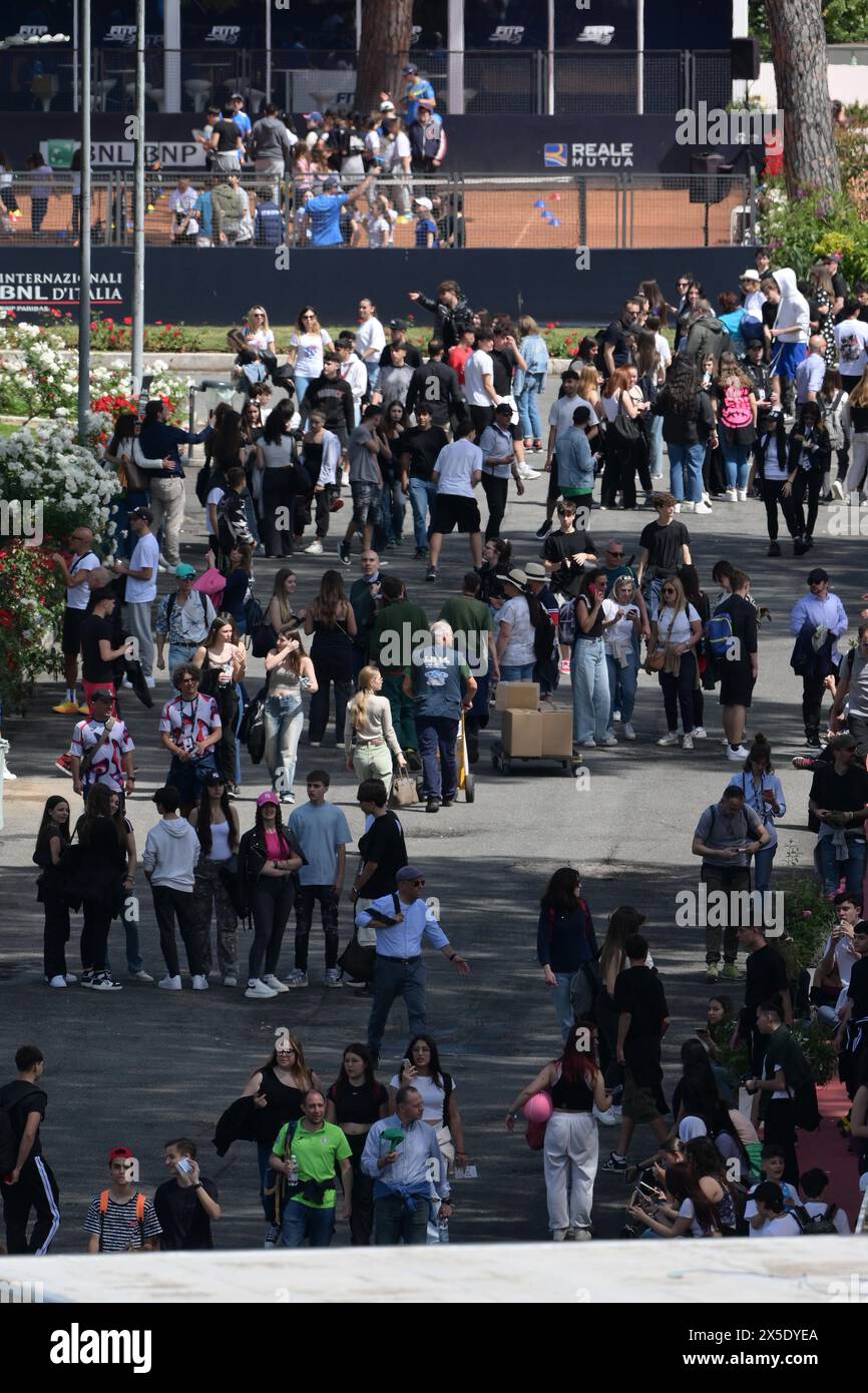 Roma, Italia. 9 maggio 2024. Ingresso pubblico al torneo di tennis Italian Open di Roma, giovedì 9 maggio 2024.(Alfredo Falcone/LaPresse)ingresso pubblico al torneo di tennis Italian Open di Roma, giovedì 9 maggio 2024.(Alfredo Falcone/LaPresse) credito: LaPresse/Alamy Live News Foto Stock