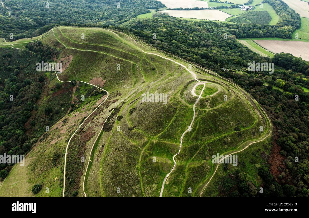 Le opere di terracotta dell'età del ferro, note come British Camp aka Herefordshire Beacon, risalgono a circa il II secolo a.C. SW. Ricerca antenna Malvern Hills Foto Stock