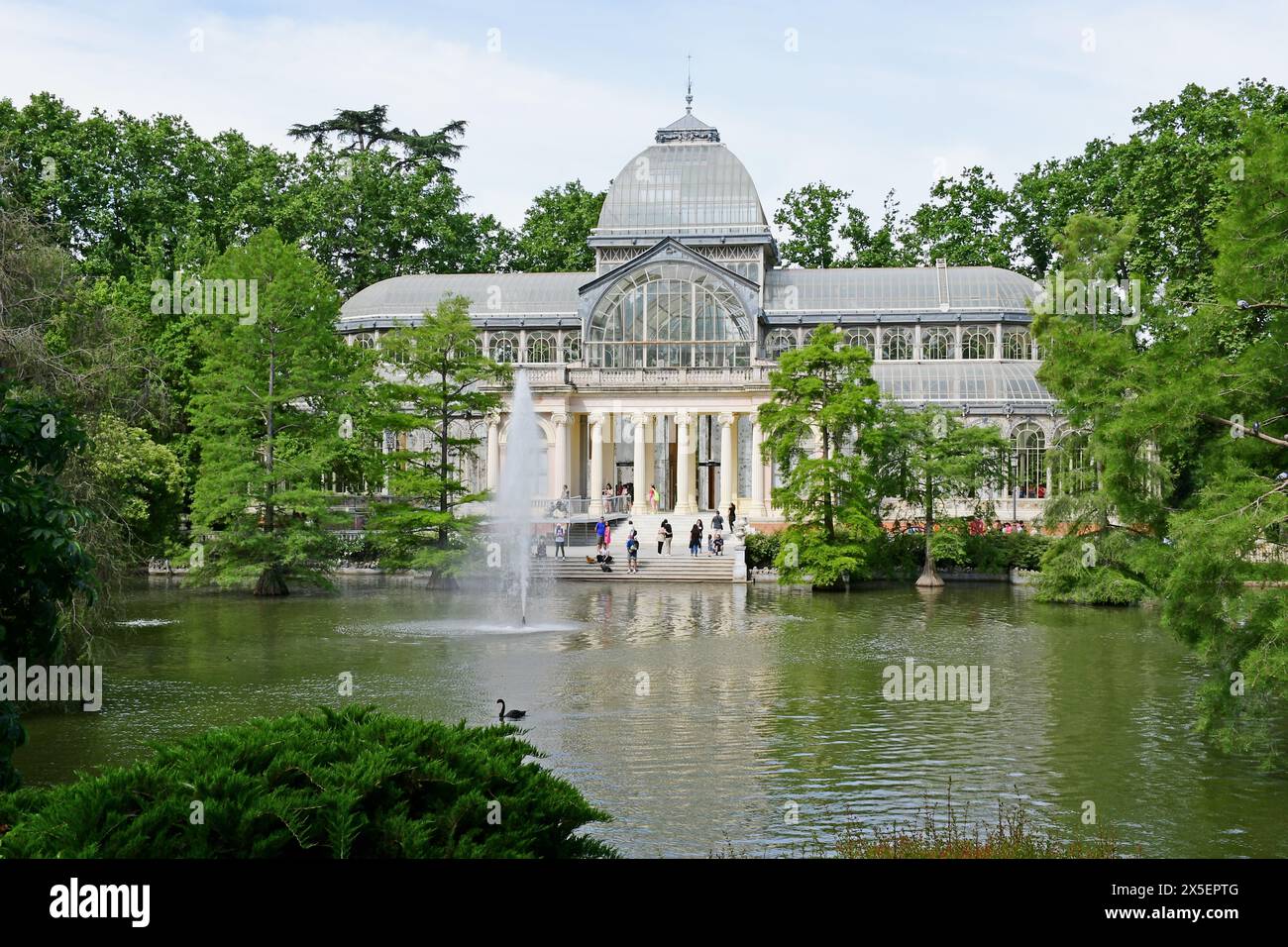 Palazzo di vetro o Palacio de Cristal, Parco El Retiro, Plaza de la Independencia, Madrid, Spagna Foto Stock