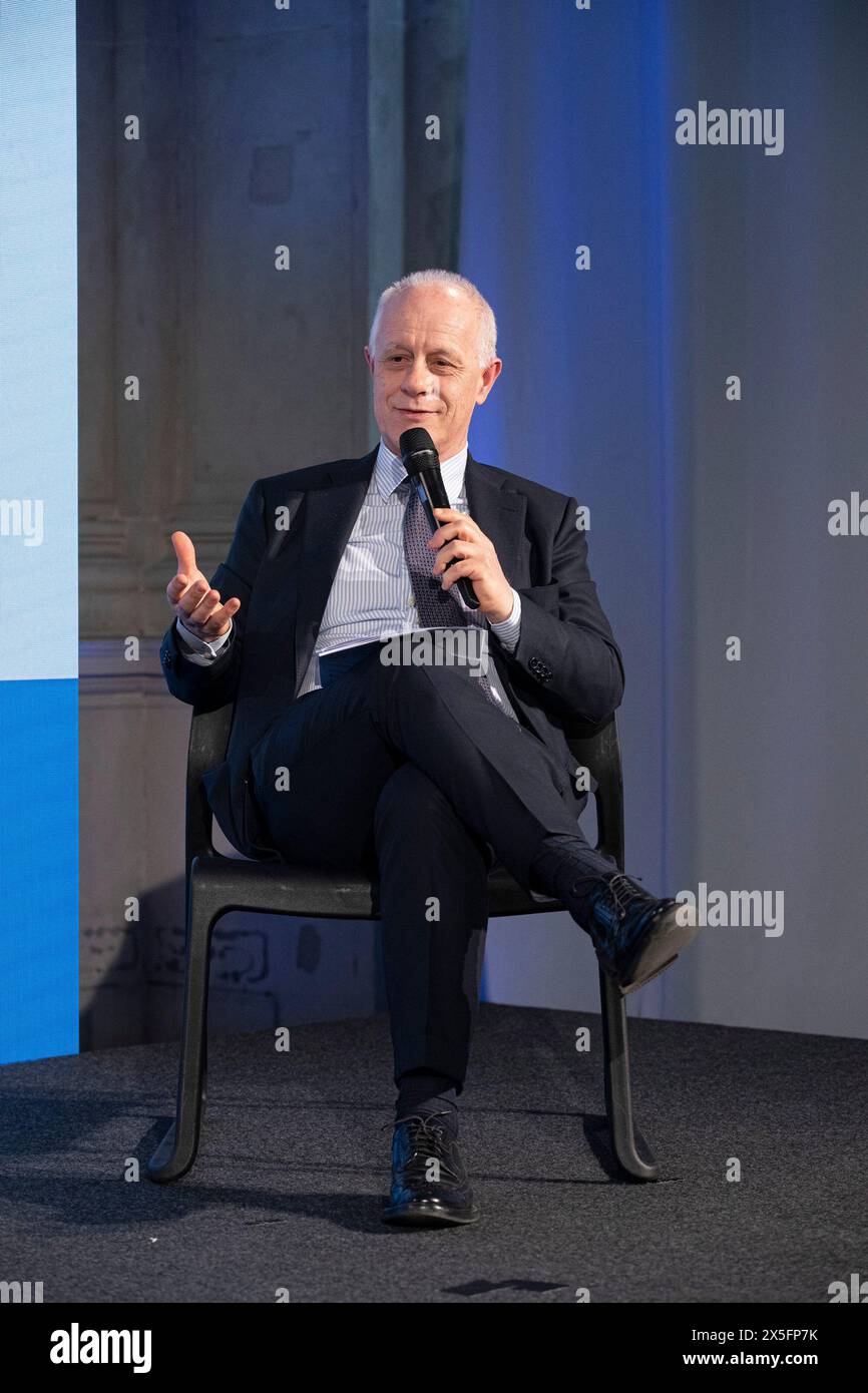 Milano, Italia. 9 maggio 2024. Luciano Fontana Giornalista e Direttore Corriere della sera Milano, Italia - Cronaca Giovedì, 09 maggio, 2024. (Foto di Marco Ottico/Lapresse) inaugurazione della settimana civile Milano, Italia - News giovedì, 09 maggio, 2024. (Foto di Marco otto/Lapresse) credito: LaPresse/Alamy Live News Foto Stock