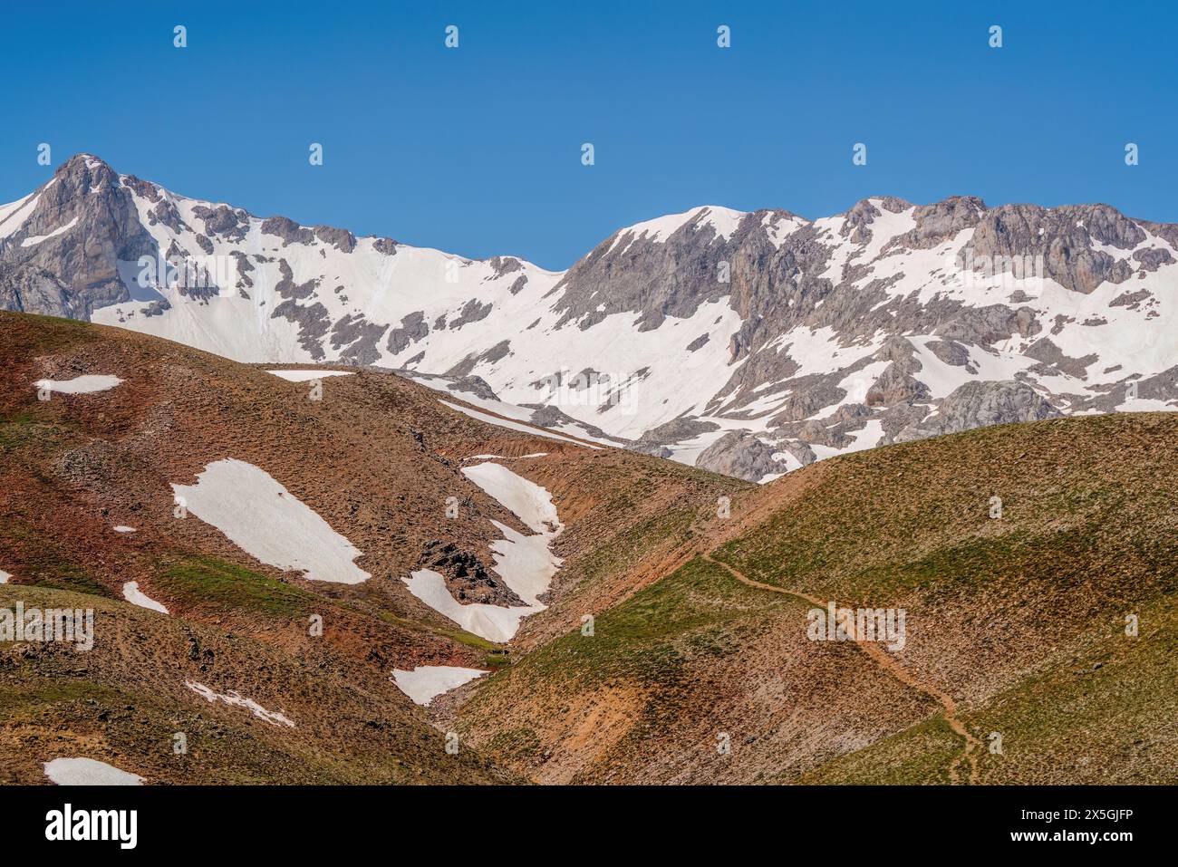 Vista sugli altipiani e sulle montagne innevate. Antalya Turchia Foto Stock