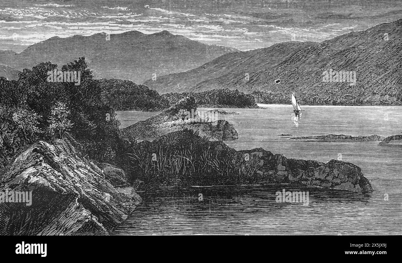 Macgillycuddy's Reeks, una catena montuosa di arenaria e pietra arenaria nella penisola di Iveragh nella contea di Kerry, in Irlanda, come apparve alla fine del XIX secolo. Black and White Illustration from Our Own Country Vol III pubblicato da Cassell, Petter, Galpin & Co. Alla fine del XIX secolo. Foto Stock