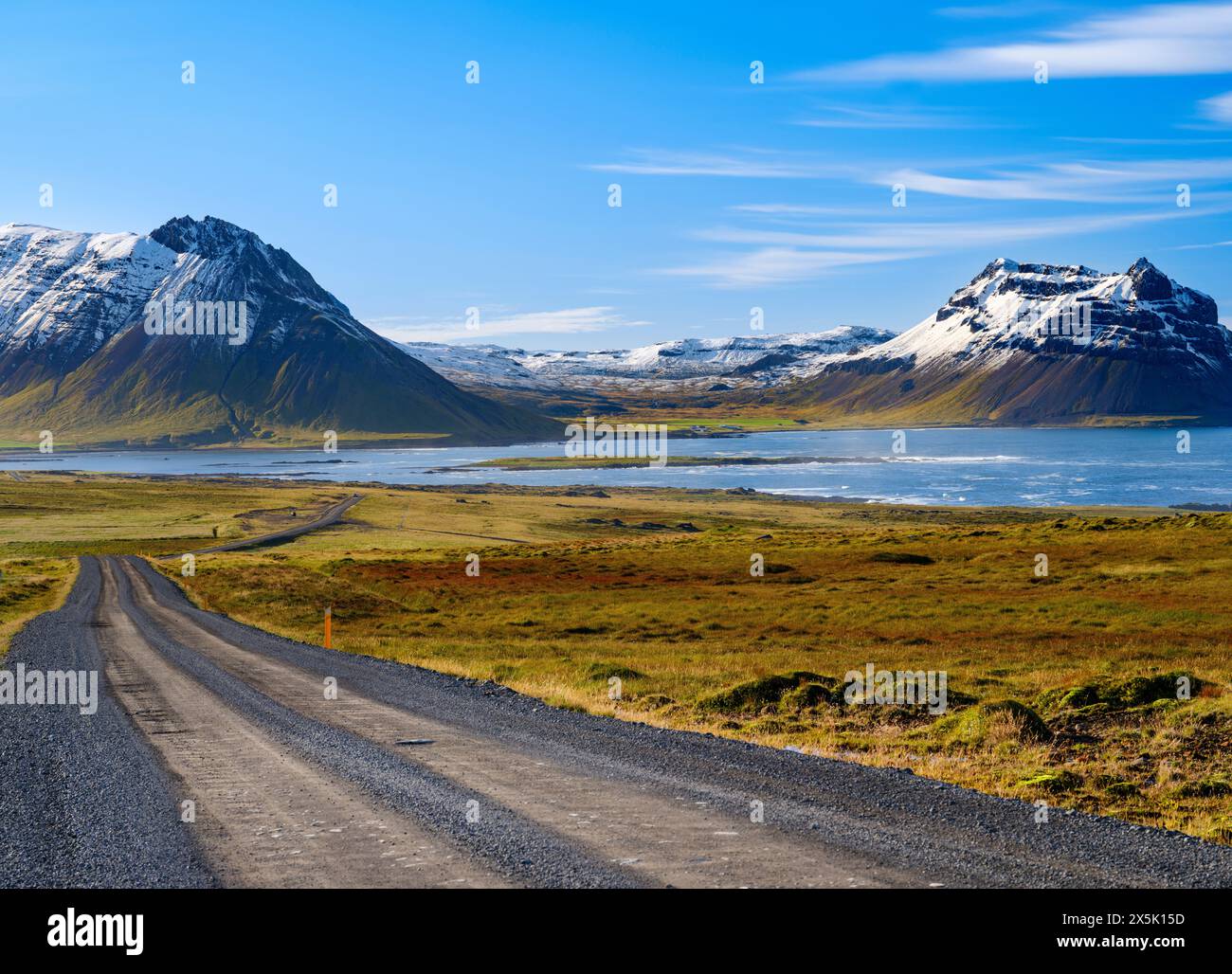 Paesaggio nell'Arneshreppur presso la baia Trekyllisvik. Lo Strandir nei Westfjords (Vestfirdir) in Islanda durante l'autunno. Foto Stock