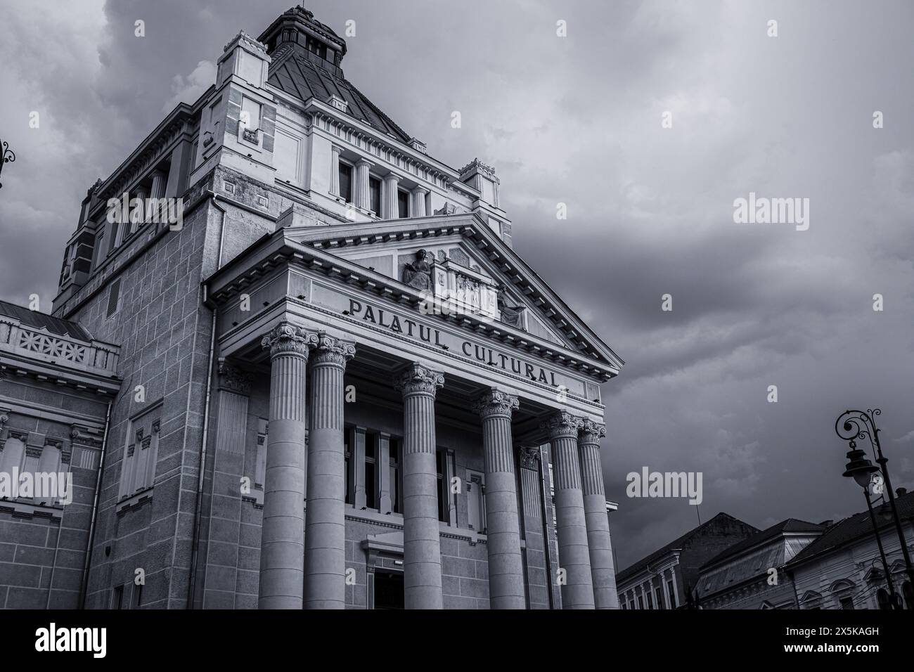 Palazzo culturale nella città di Arad, Romania. Foto di alta qualità Foto Stock