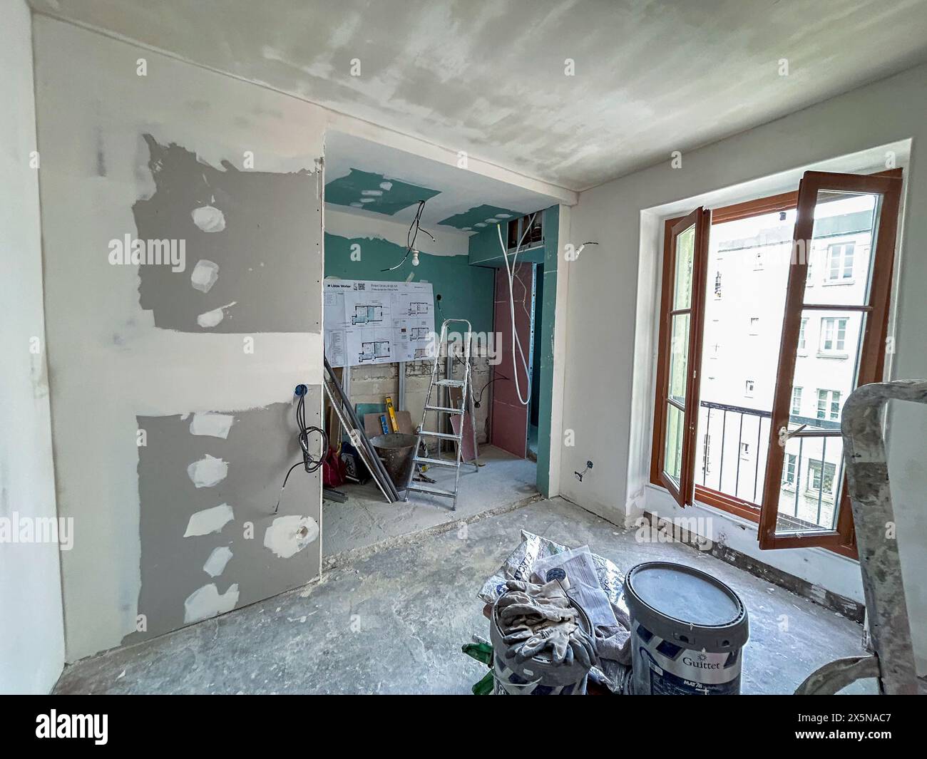 Parigi, Francia, vista grandangolare, interno, piccolo progetto di ristrutturazione appartamento, 1 camera da letto Foto Stock