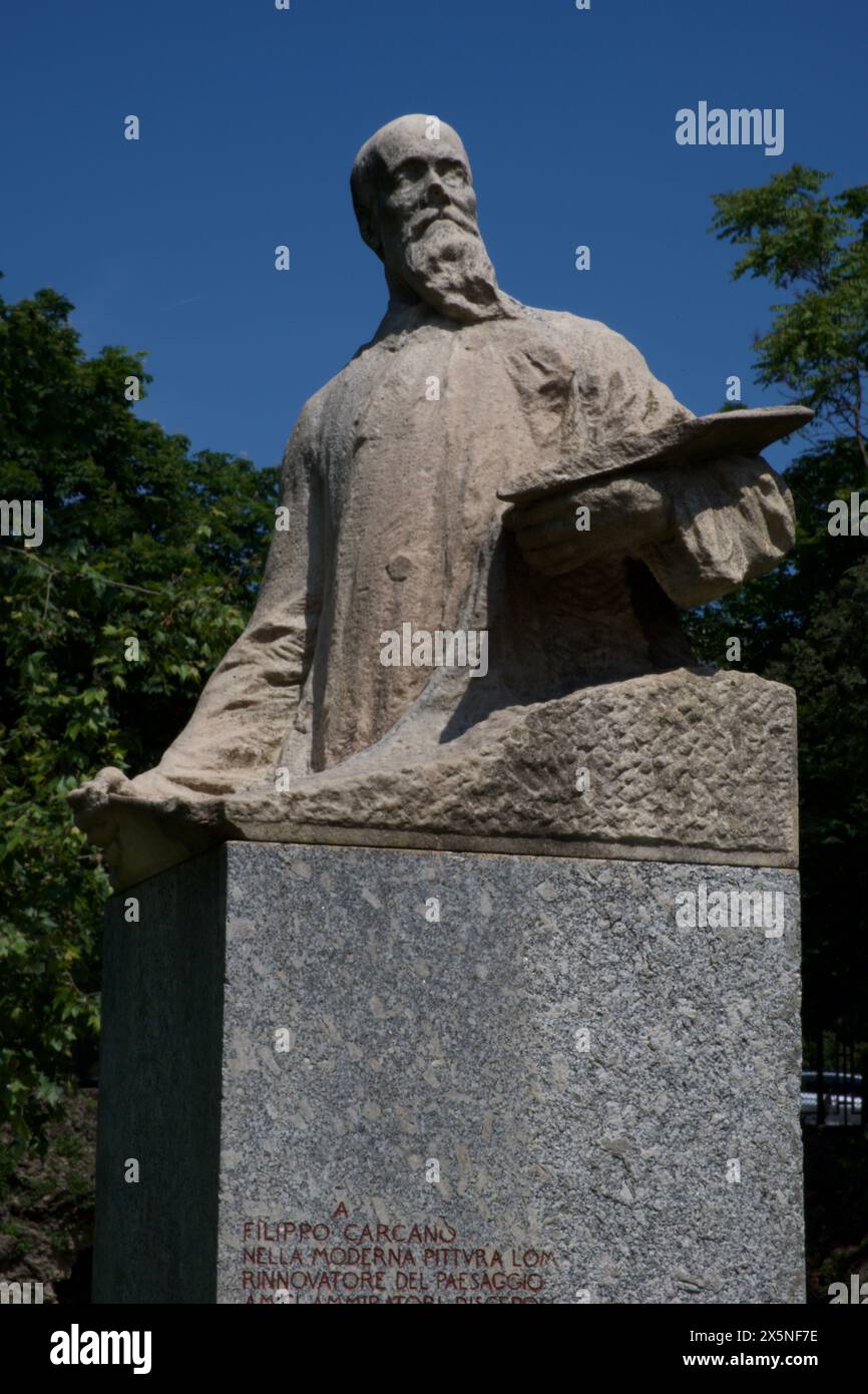 Monumento a Filippo Carcano, pittore italiano del XIX secolo nei giardini di Indro Montanelli, quartiere di porta Venezia, Milano, Italia Foto Stock