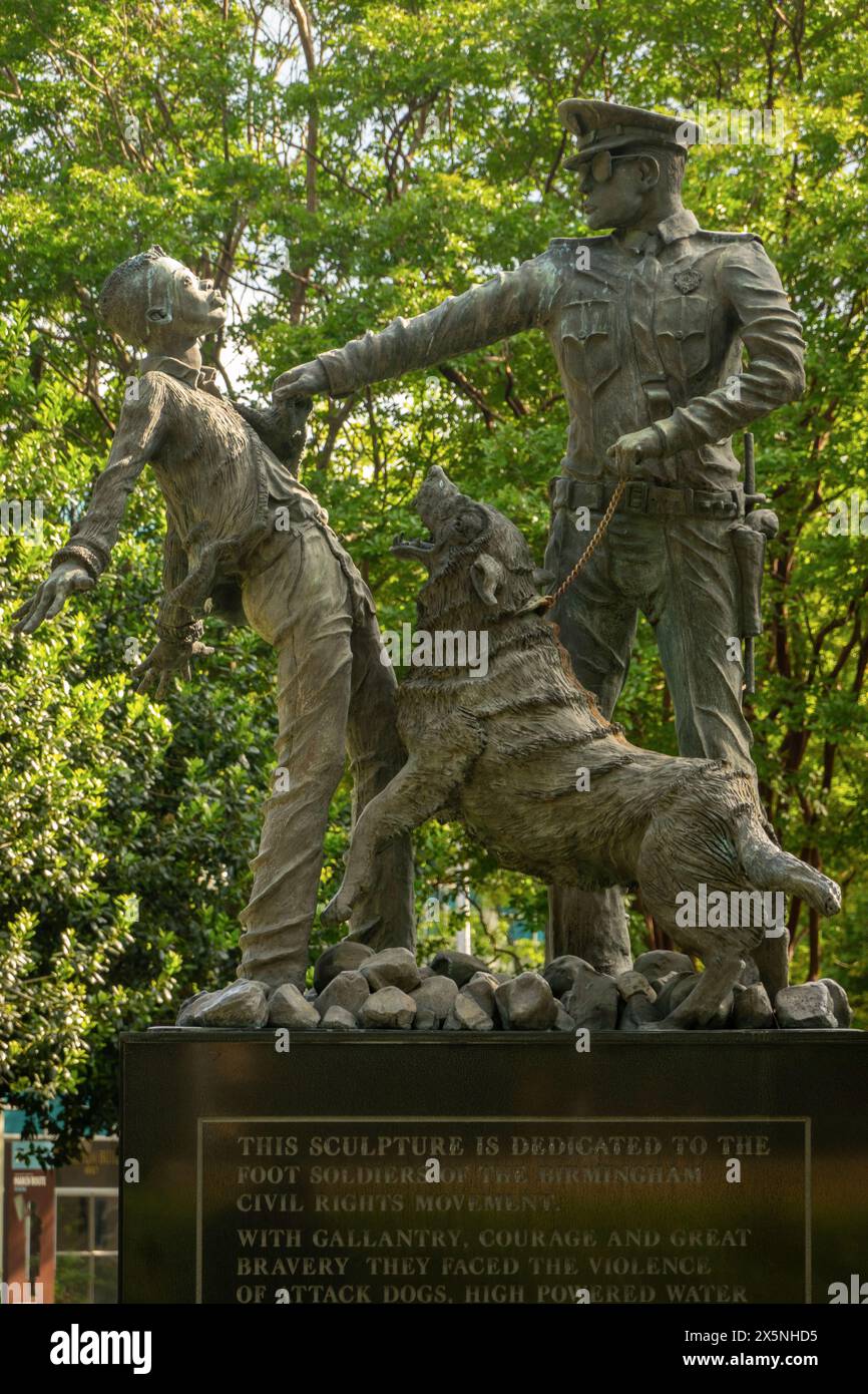 Statue e memoriale nel parco Kelly Ingram di Birmingham, Alabama Foto Stock