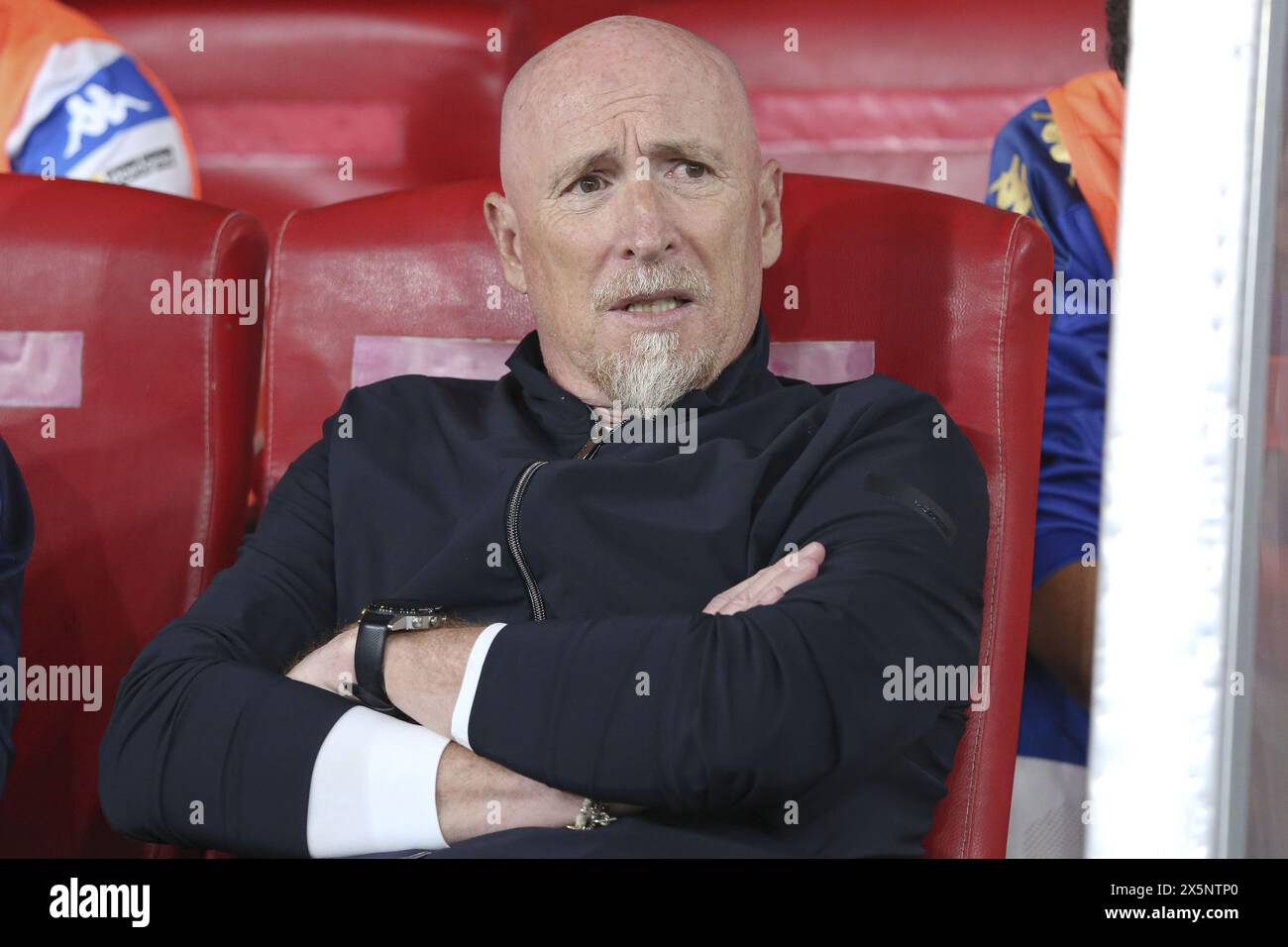 Bari, Italia. 10 maggio 2024. Rolando Maran (Brescia calcio) durante SSC Bari vs Brescia calcio, partita di serie B a Bari, Italia, 10 maggio 2024 credito: Agenzia fotografica indipendente/Alamy Live News Foto Stock