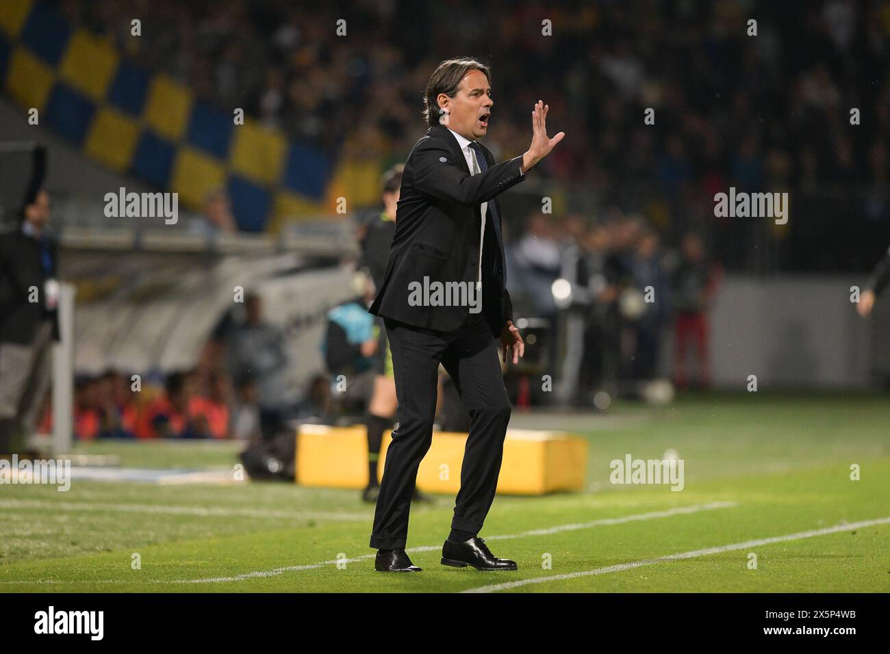 Stadio Benito stirpe, Frosinone, Italia. 10 maggio 2024. Serie A Football; Frosinone contro Inter Milan; Simone Inzaghi allenatore dell'Inter Milan crediti: Action Plus Sports/Alamy Live News Foto Stock