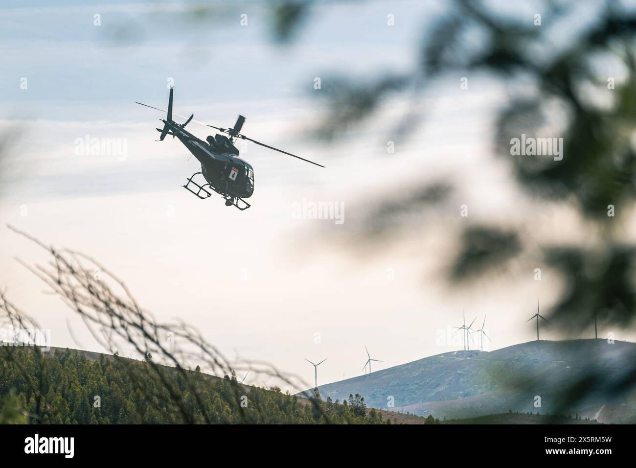 WRC Rally Portogallo - SS4 Góis - trasmissione elicottero fly-by Foto Stock