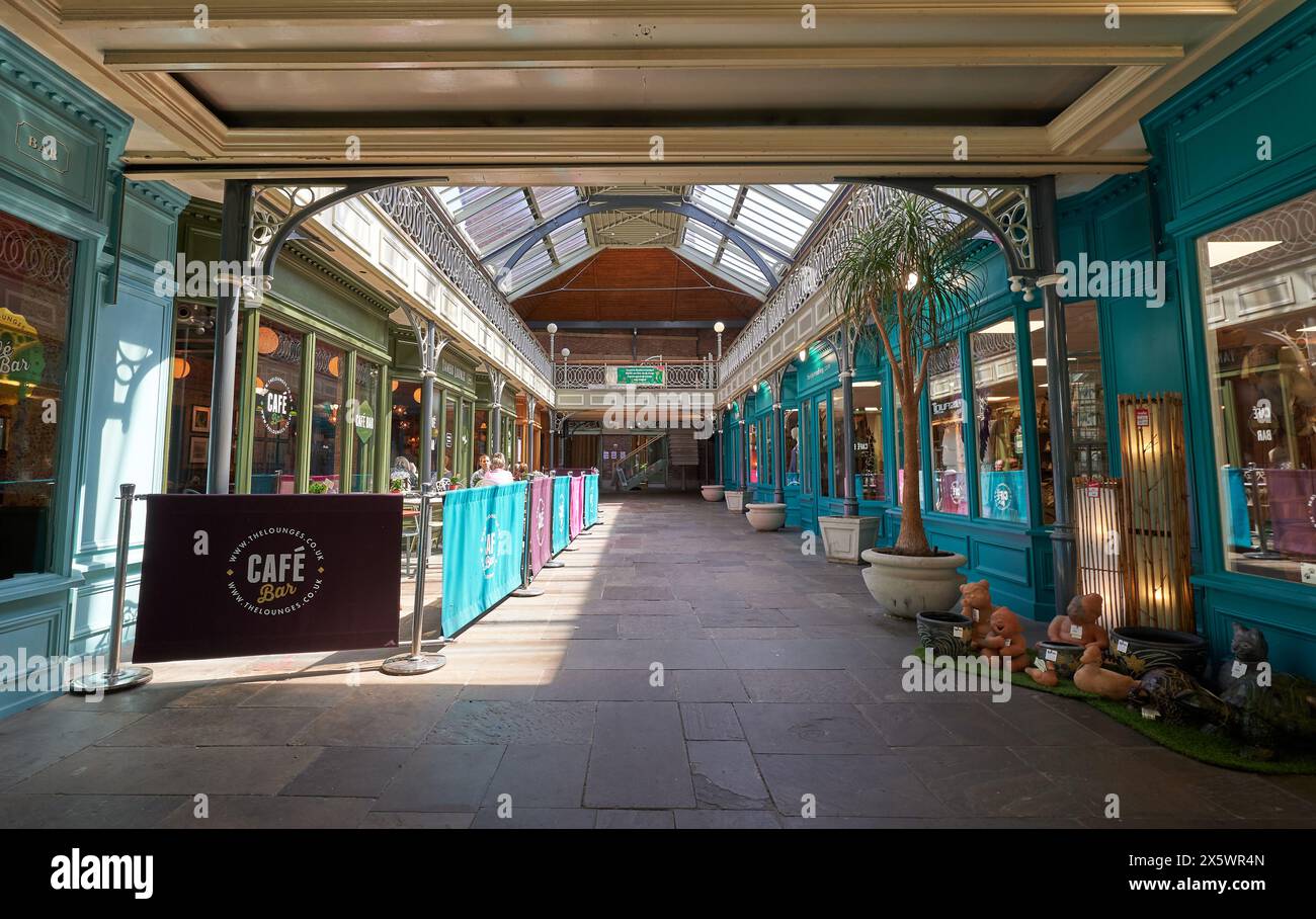 Centro commerciale al coperto a Newark on Trent, Nottinghamshire, Regno Unito Foto Stock