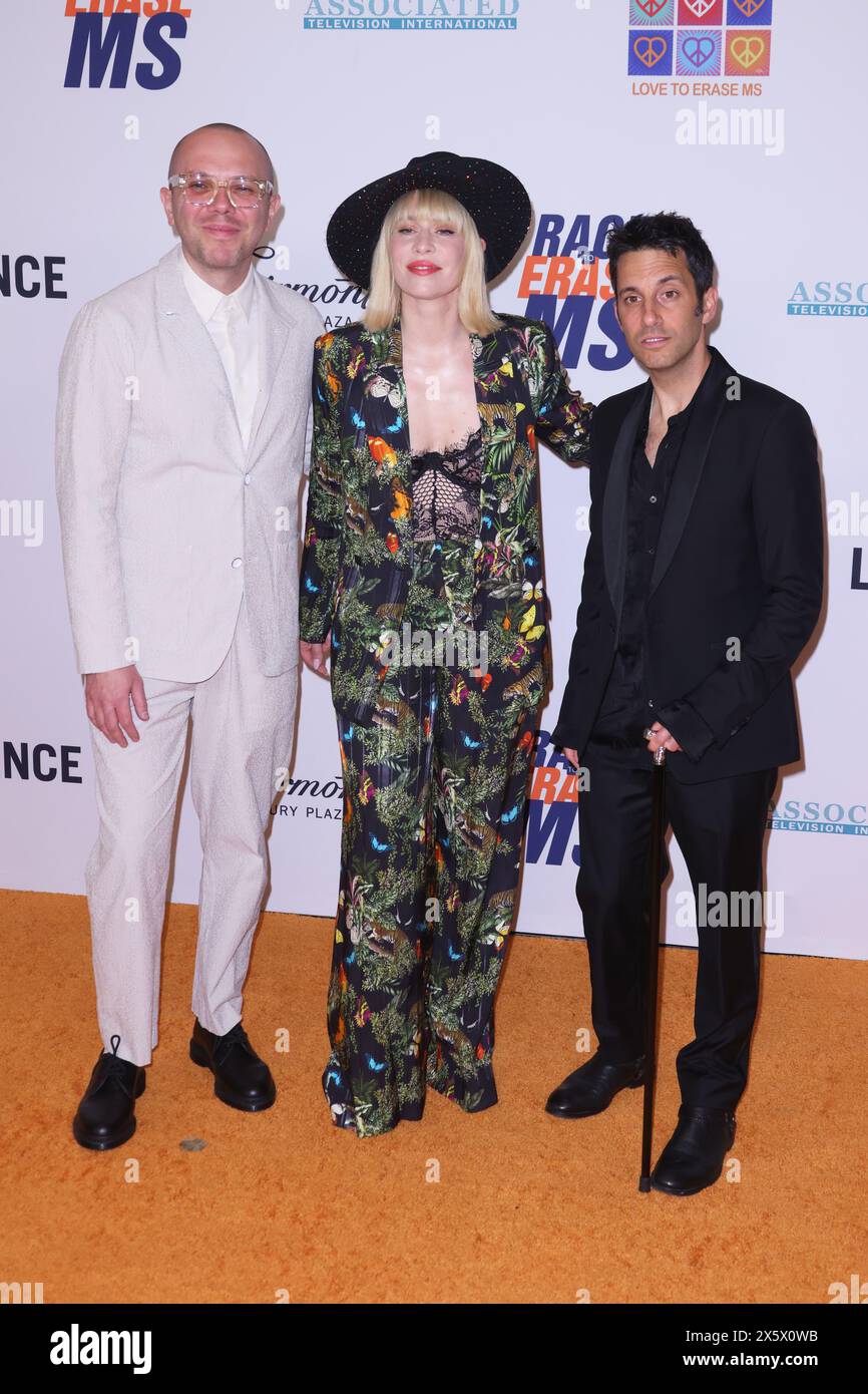 Los Angeles, Stati Uniti. 11 maggio 2024. A Great Big World e Natasha Bedingfield partecipano alla gara di gala 2024 Race to Erase MS Gala al Fairmont Century Plaza il 10 maggio 2024 a Los Angeles, California. Foto: Crash/imageSPACE credito: Imagespace/Alamy Live News Foto Stock