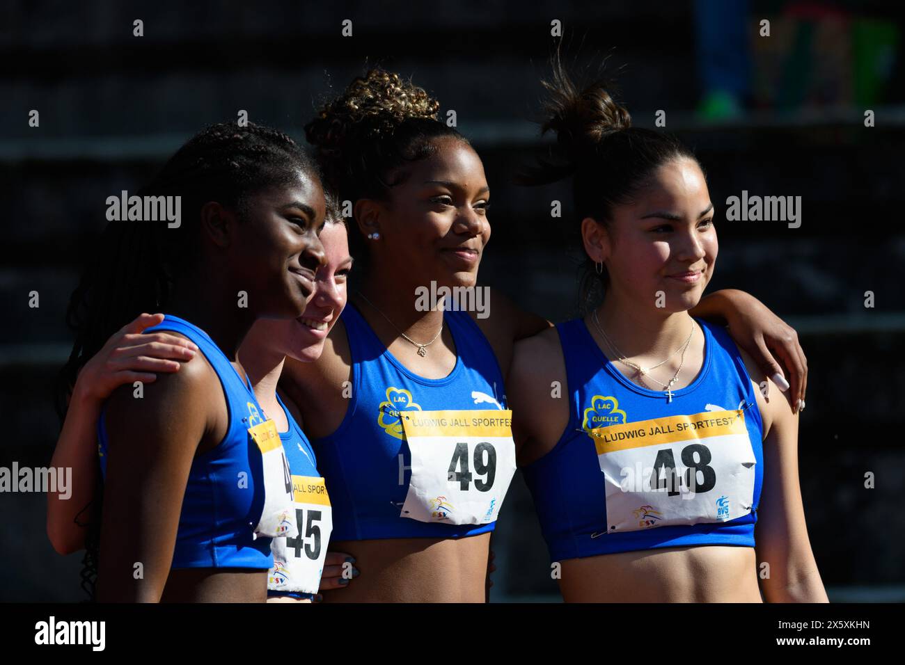 Monaco, Germania. 11 maggio 2024. Monaco di Baviera, Germania, 11 maggio 2024: Tamika Okoro, Anna Lutz, Saskia Estrada Meysing, Emmanuela Mensah (LAC quelle Furth) dopo la staffetta 4x100 metri durante il Ludwig Jall Sports Festival 2024 allo stadio Dante di Monaco. (Sven Beyrich/SPP) credito: SPP Sport Press Photo. /Alamy Live News Foto Stock