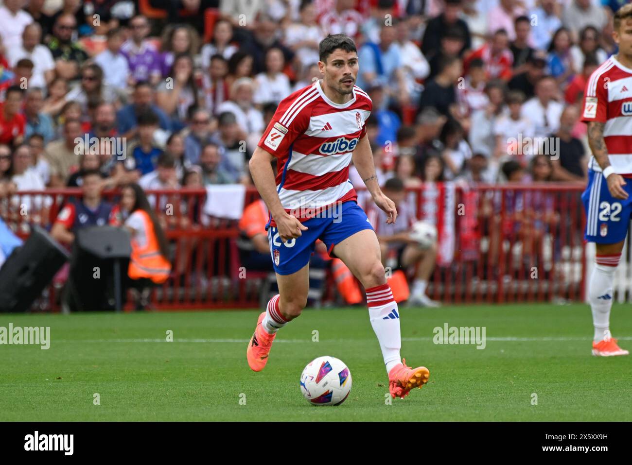 Granada, Spagna. 11 maggio 2024. Sergio Ruiz del Granada CF durante la partita di Liga tra Granada CF e Real Madrid CF allo stadio Nuevo Los Cármenes l'11 maggio 2024 a Granada, Spagna. (Foto di José M Baldomero/Pacific Press) credito: Pacific Press Media Production Corp./Alamy Live News Foto Stock