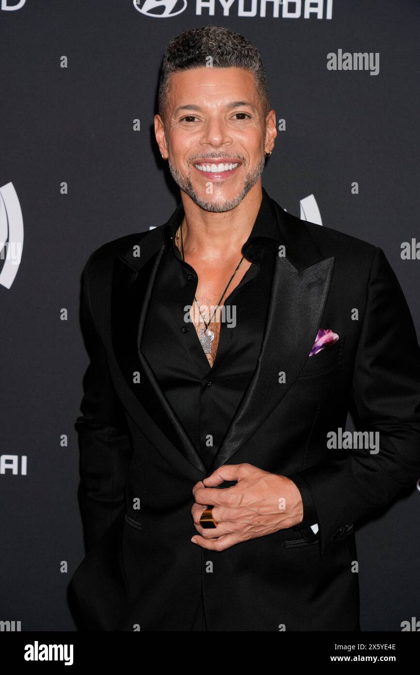 New York, Stati Uniti. 11 maggio 2024. 11/5/24, New York, New York, Stati Uniti Wilson Cruz sul Red carpet durante la 35esima edizione dei GLAAD Media Awards, tenutasi presso il New York Hilton Midtown a New York City, New York, USA, sabato 11 maggio 2024. Crediti: Jennifer Graylock/Alamy Live News Foto Stock