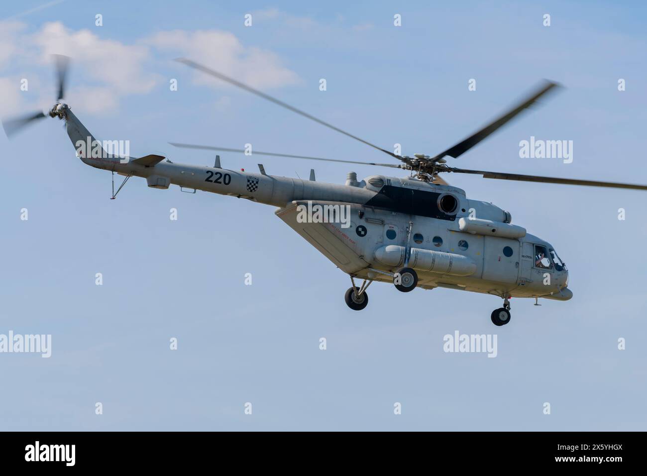 Mi-171SH all'AIRVG Air Show 2024 a Zagabria, Croazia Foto Stock