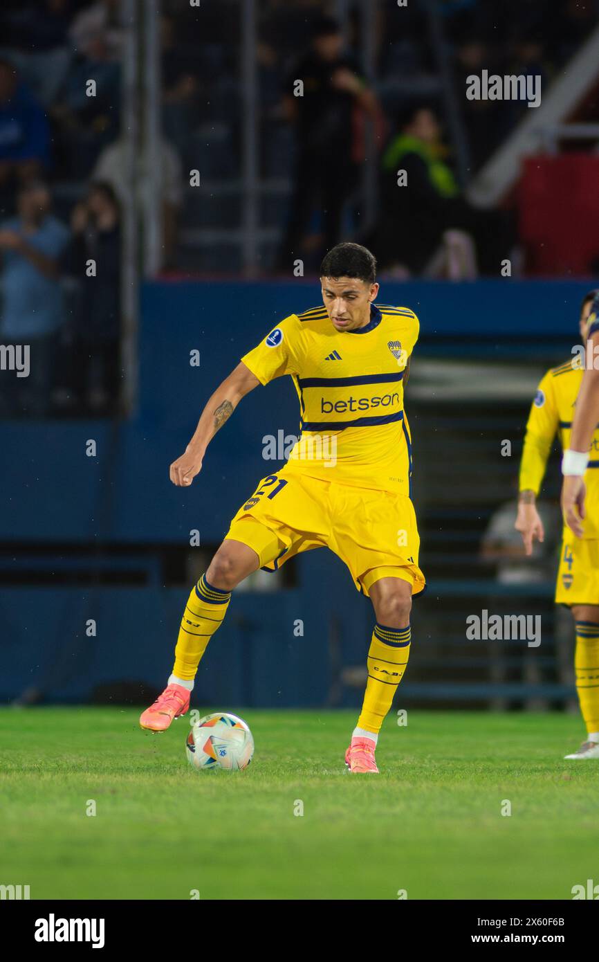Ezequiel 'equi' Fernandez - sportivo Trinidense (1) contro Club Atletico Boca Juniors (2) partita, gruppo di fase (gruppo D) CONMEBOL Sudamericana 2024. Foto Stock