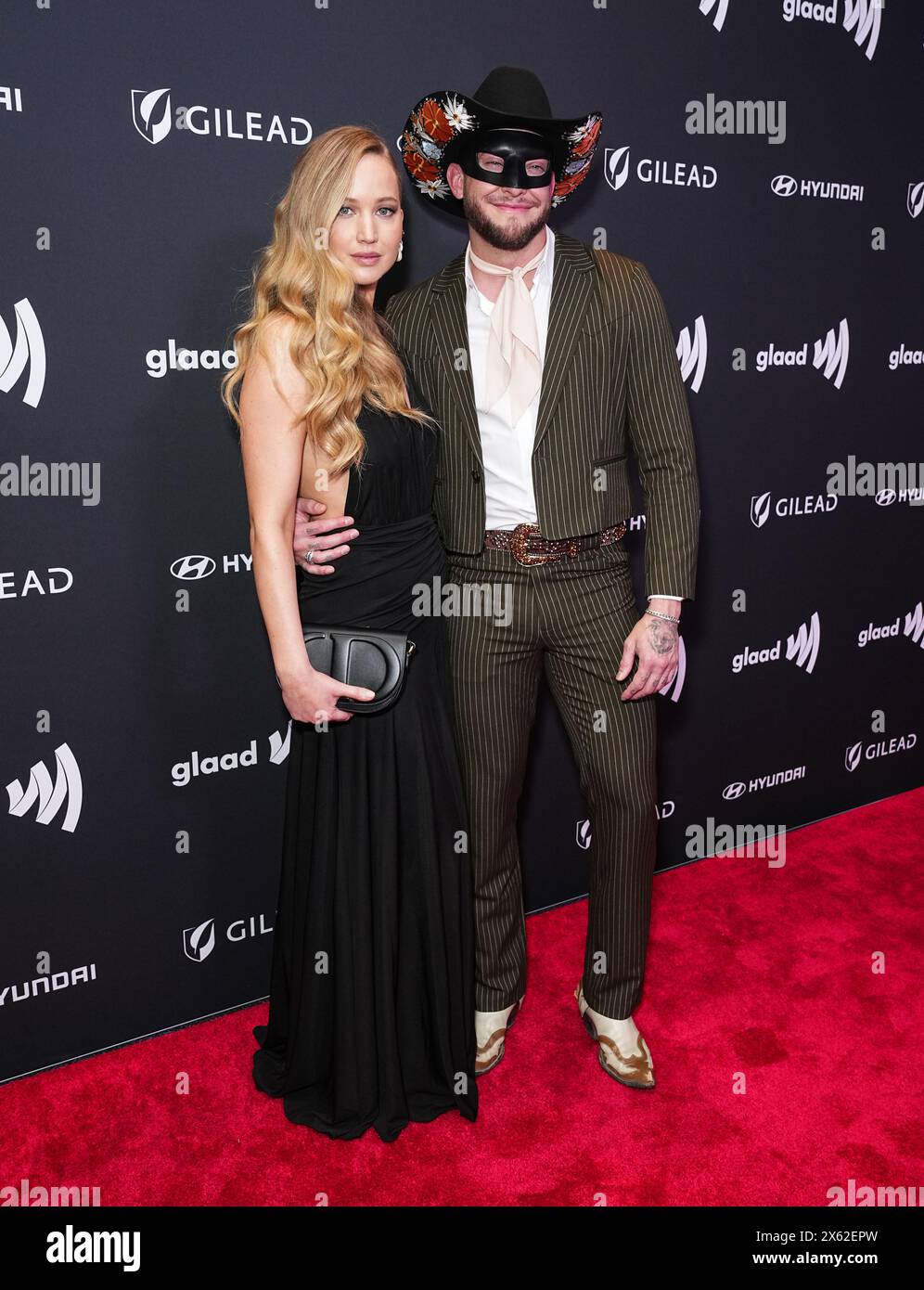 New York, Stati Uniti. 11 maggio 2024. Jennifer Lawrence e Orville Peck parteciperanno al 35° GLAAD Media Awards annuale al New York Hilton Midtown di New York, l'11 maggio 2024. (Foto di John Nacion/NurPhoto) credito: NurPhoto SRL/Alamy Live News Foto Stock