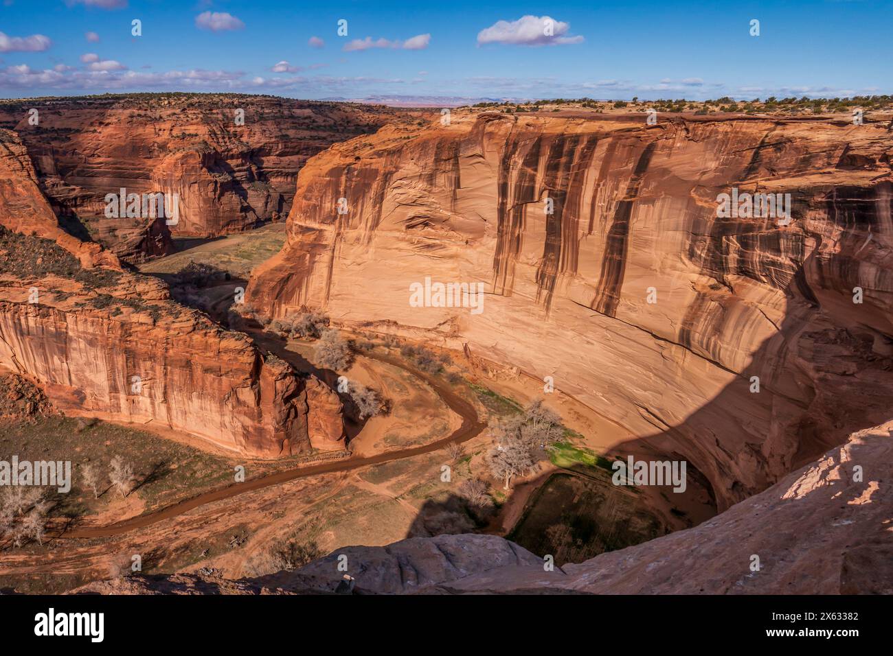 Canyon del Muerto da Antelope House Overlook, North Rim Drive, Canyon de Chelly National Monument, Chinle, Arizona. Foto Stock