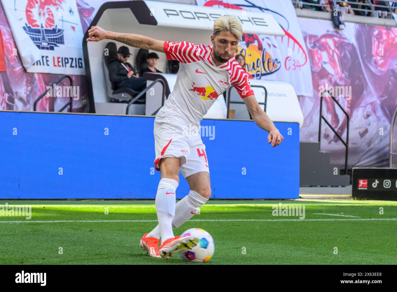 Kevin Kampl (RasenBallsport Leipzig, #44), RB Leipzig vs Werder Brema, 1a Bundesliga, calcio, DFB, Bundesliga, 29, stagione 2023/2024, RB Arena, credito: HMB Media/Uwe Koch/Alamy Live News LE NORMATIVE DFB/DFL VIETANO QUALSIASI USO DI FOTOGRAFIE COME SEQUENZE DI IMMAGINI E/O QUASI-VIDEO, 11.05. 2024, Foto Stock