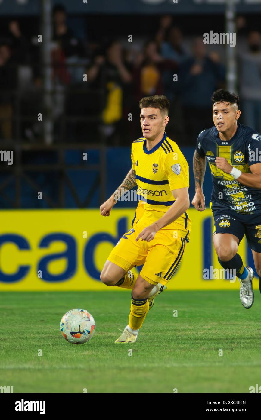 Kevin Zenon - sportivo Trinidense (1) contro Club Atletico Boca Juniors (2) partita, fase gruppo (gruppo D) CONMEBOL Sudamericana 2024. Foto Stock