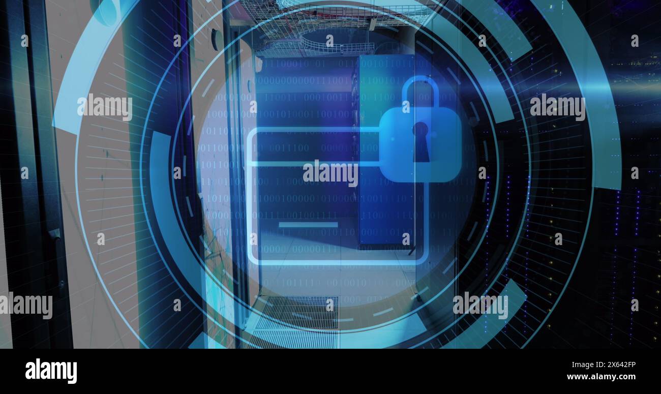 Immagine dell'icona del blocco dei messaggi sullo scanner rotondo e la luce scorre contro la sala server del computer Foto Stock