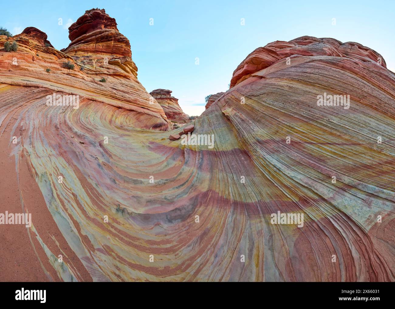 Una formazione rocciosa conosciuta come la seconda onda, sorella del famoso Foto Stock