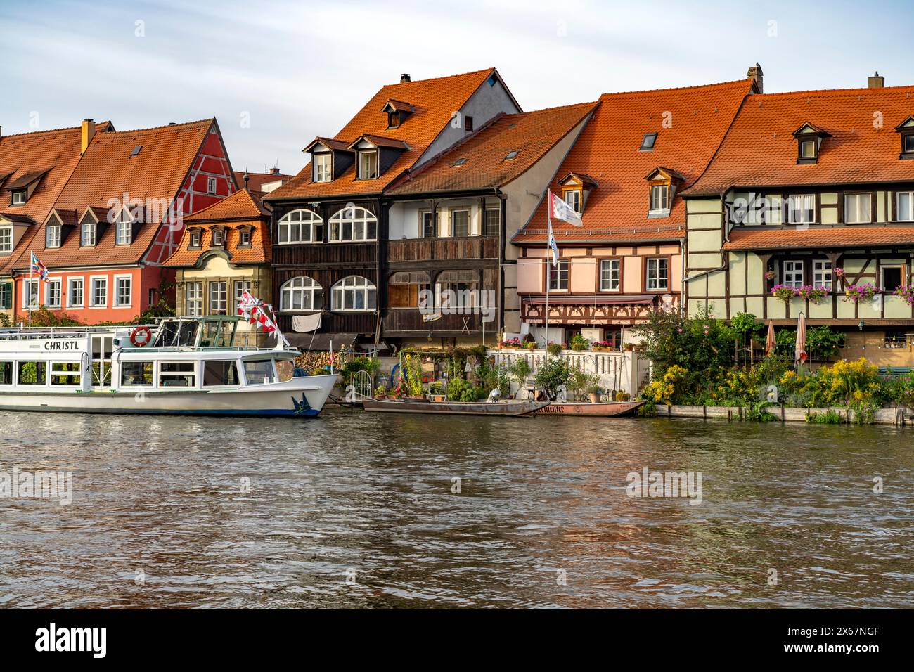 Little Venice, ex case di pescatori e barcaioli sul Regnitz, città vecchia di Bamberga, alta Franconia, Baviera, Germania, Europa Foto Stock