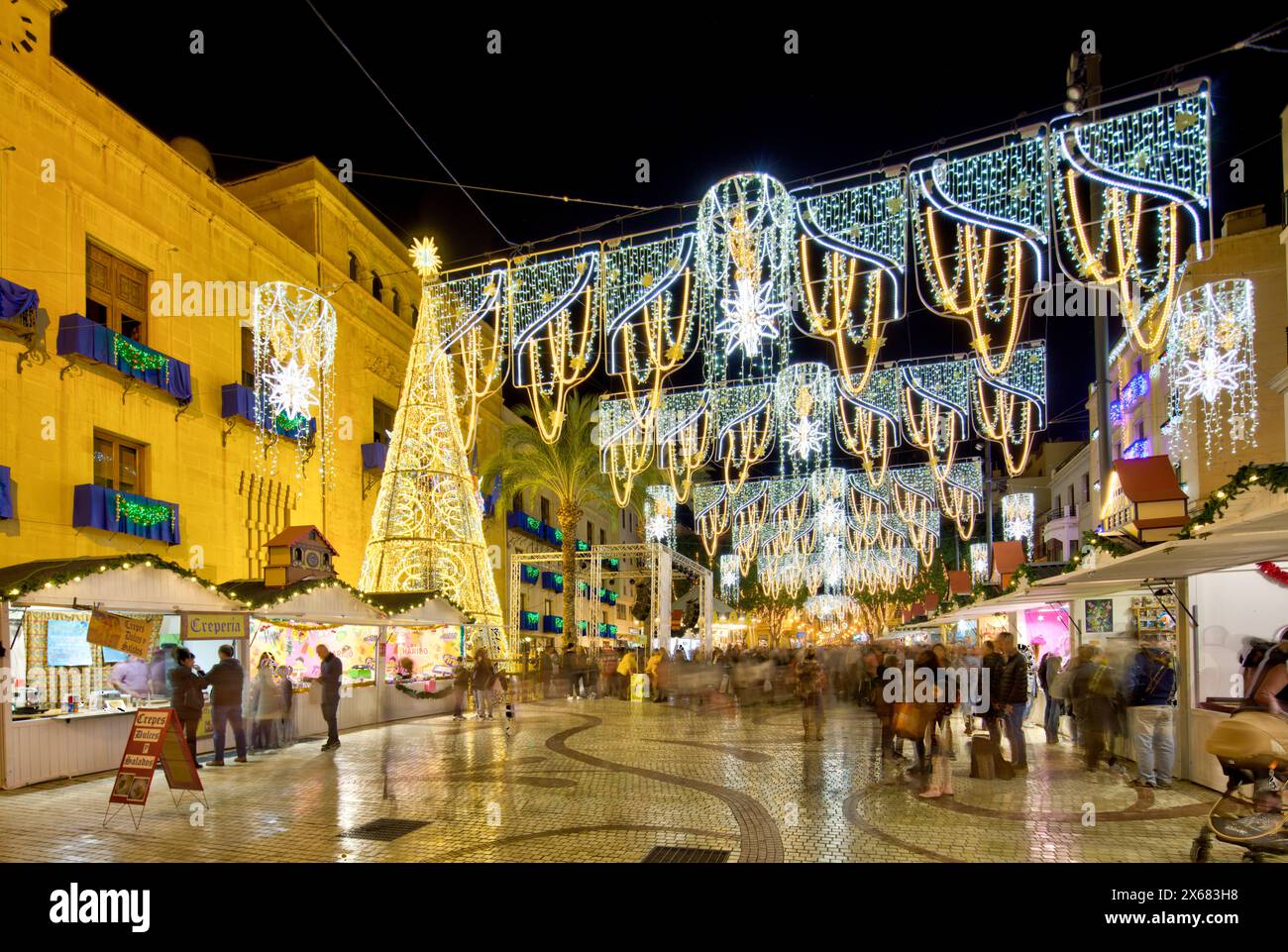 Decorazione natalizia, ora blu, Natale, Avvento, architettura, Elche, provincia di Alicante, Autonomy Valencia, Spagna, Foto Stock