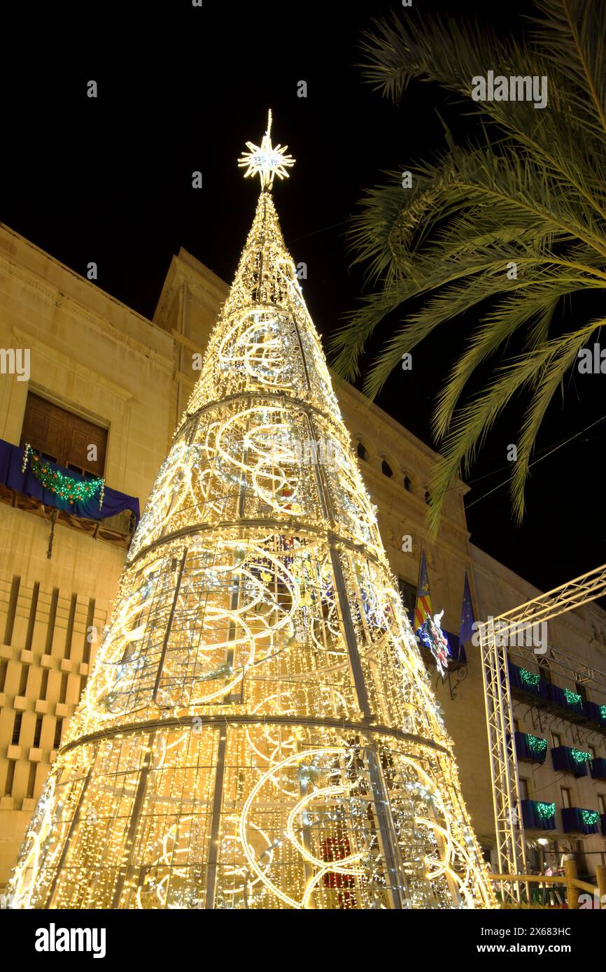 Decorazione natalizia, ora blu, Natale, Avvento, architettura, Elche, provincia di Alicante, Autonomy Valencia, Spagna, Foto Stock