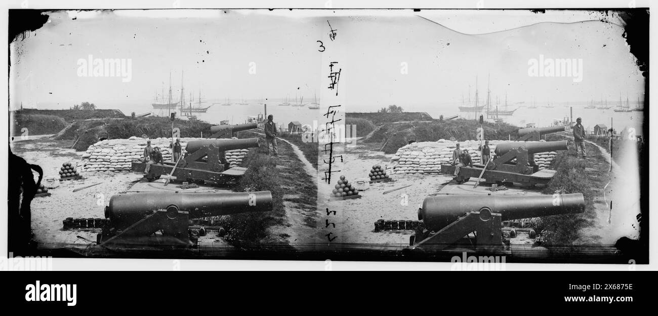 Yorktown, Virginia. Batteria confederata. Magruder con colonne da 8 pollici. Trasporti federali nel fiume, fotografie della guerra civile 1861-1865 Foto Stock