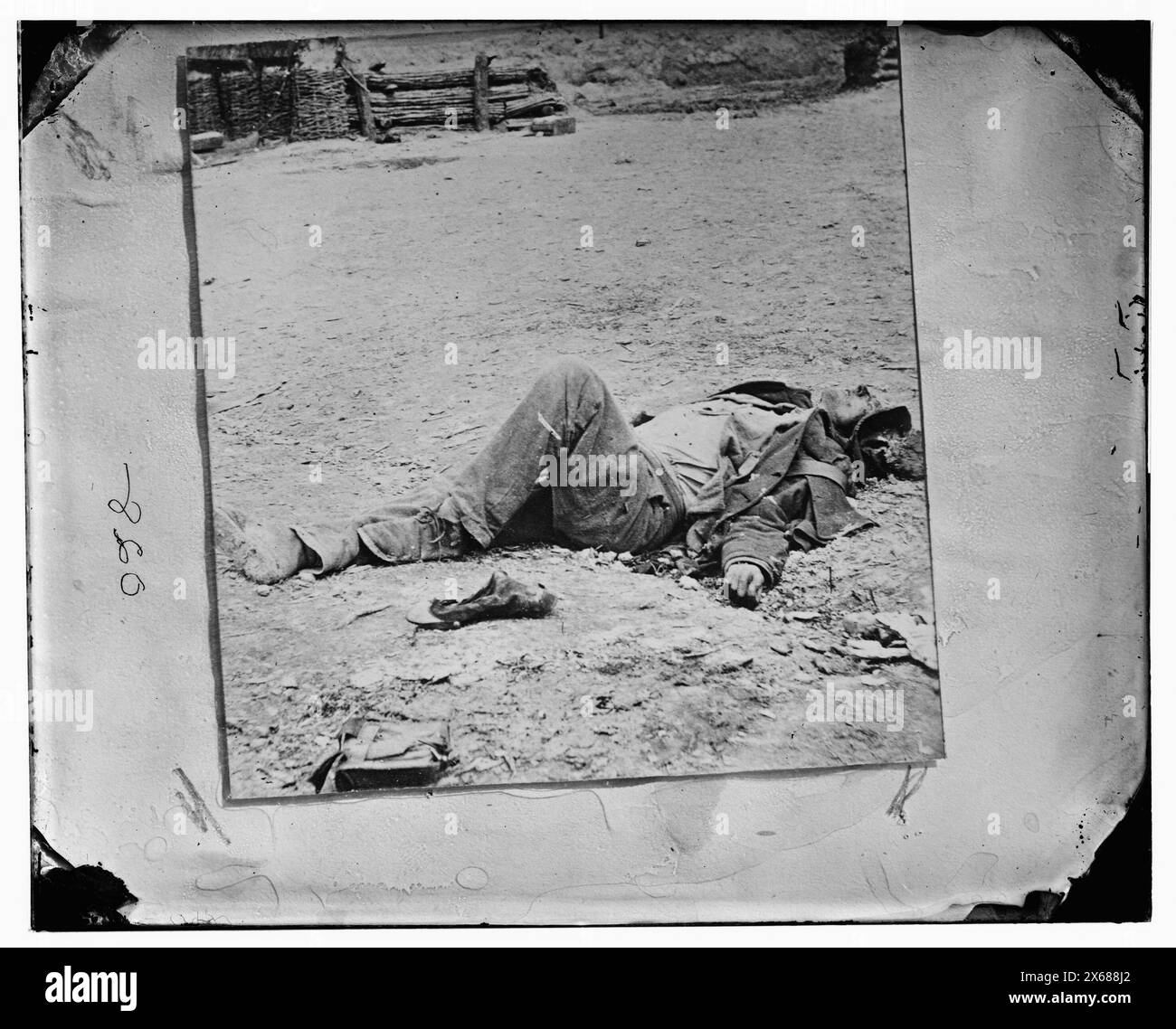 Petersburg, Virginia. Soldato confederato morto, fotografie della guerra civile 1861-1865 Foto Stock