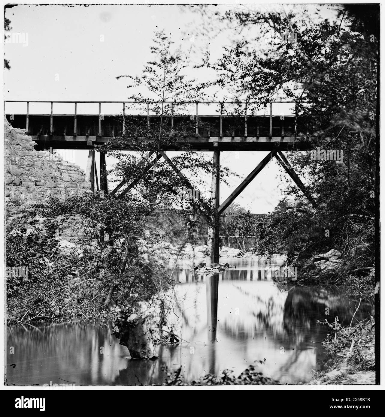 Petersburg, Virginia (nelle vicinanze). Passerella pedonale attraverso Old Town Creek, fotografie della guerra civile 1861-1865 Foto Stock