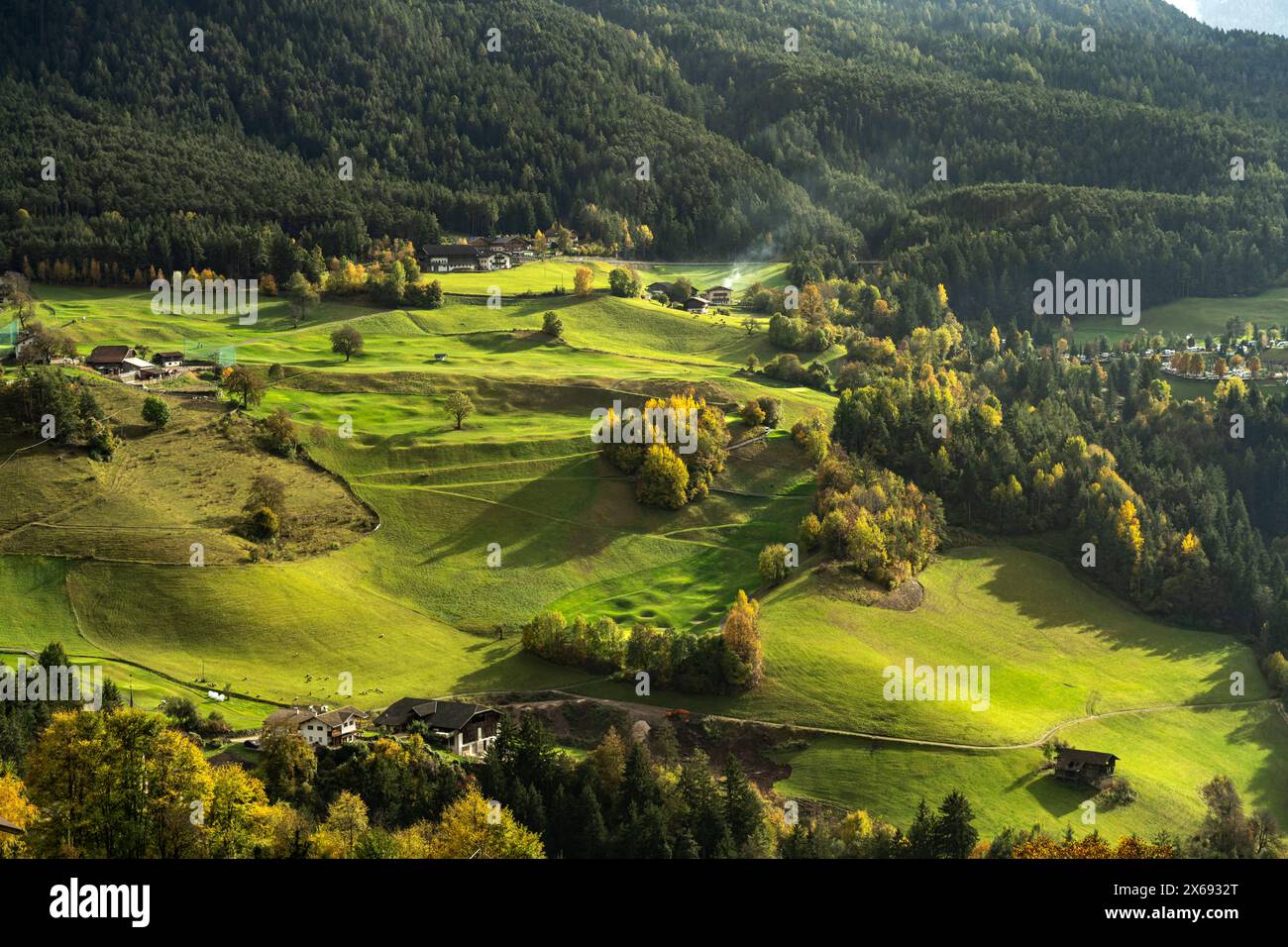 Paesaggio vicino a San Konstantin, Fie allo Sciliar, alto Adige, Italia, Europa Foto Stock