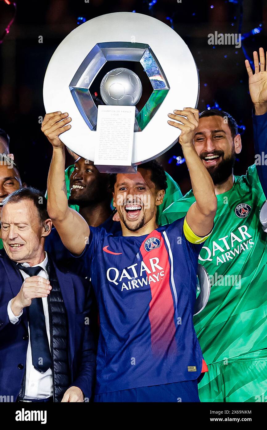 Parigi, Francia. 13 maggio 2024. I giocatori del Parc des Princes PSG celebrano la loro vittoria dopo la partita di Ligue 1 Uber Eats tra Paris Saint-Germain e Toulouse FC al Parc des Princes il 12 maggio 2024 a Parigi, Francia. (Foto di SPP) (Eurasia Sport Images/Sports Press Photo/SPP) credito: SPP Sport Press Photo. /Alamy Live News Foto Stock