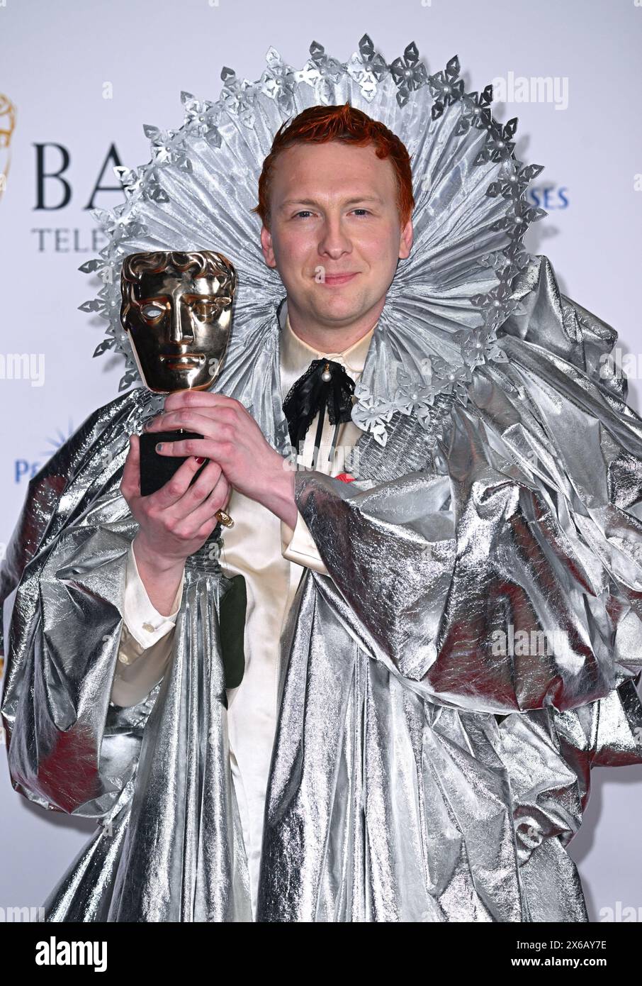 Londra, Regno Unito. 12 maggio 2024. Joe Lycett con l'Entertainment Performance BAFTA ai BAFTA Television Awards 2024, Royal Festival Hall. Credito: Doug Foto Stock