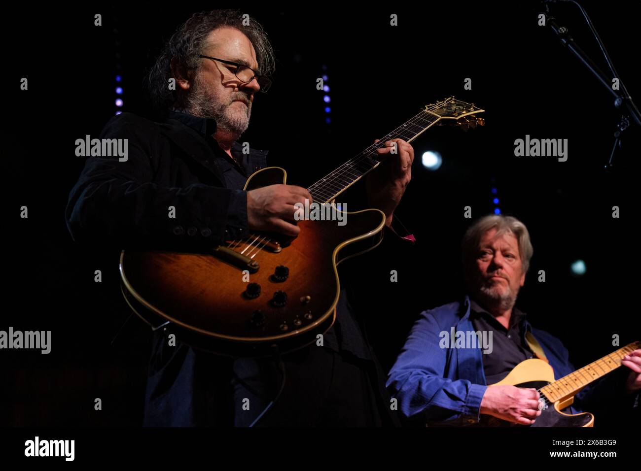 Paul Stacey e Andy Caine dei Royal Scromers che si esibiscono al Cheltenham Jazz Festival, Regno Unito. 5 maggio 2024 Foto Stock