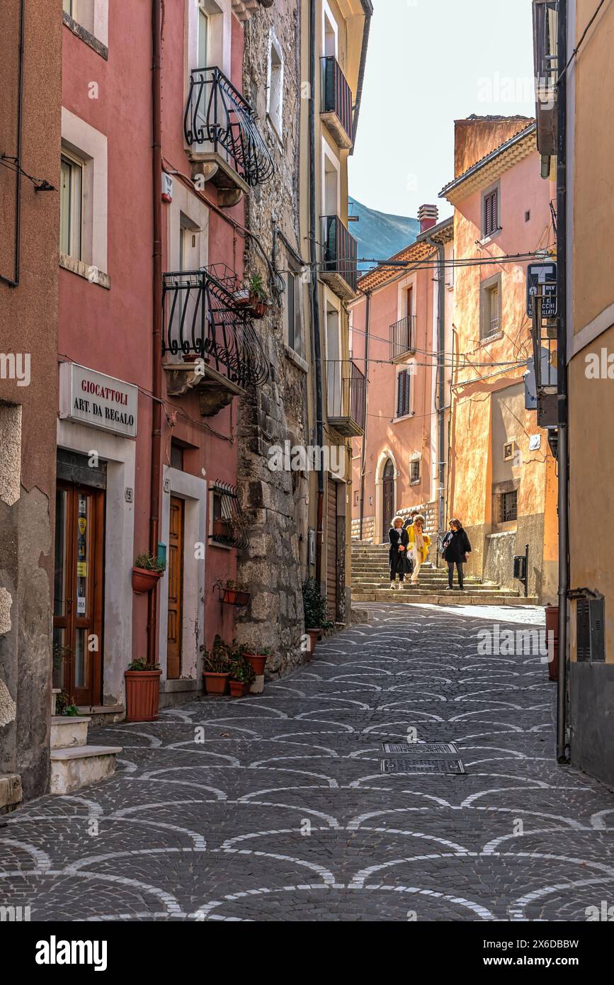 Scorci del villaggio di montagna di Palena. Palena, provincia di Chieti, Abruzzo, Italia, Europa Foto Stock