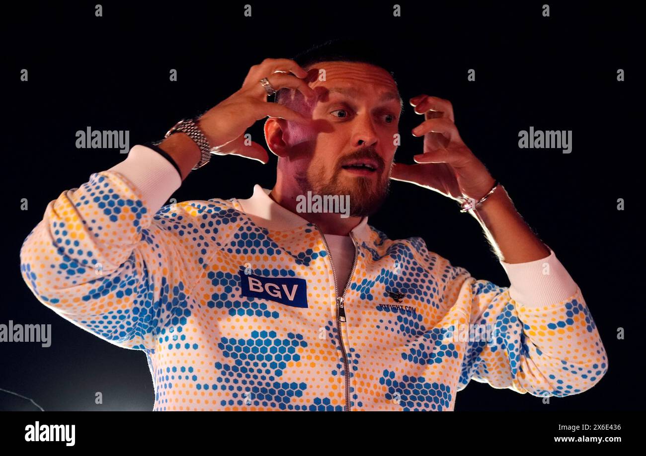 Oleksandr Usyk durante i grandi arrivi cerimoniali al Boulevard City Music World, Riyadh, Arabia Saudita. Sabato 18 maggio si svolgerà la lotta per il titolo IBF, WBA, WBC e WBO tra Tyson Fury e Oleksandr Usyk. Data foto: Martedì 14 maggio 2024. Foto Stock