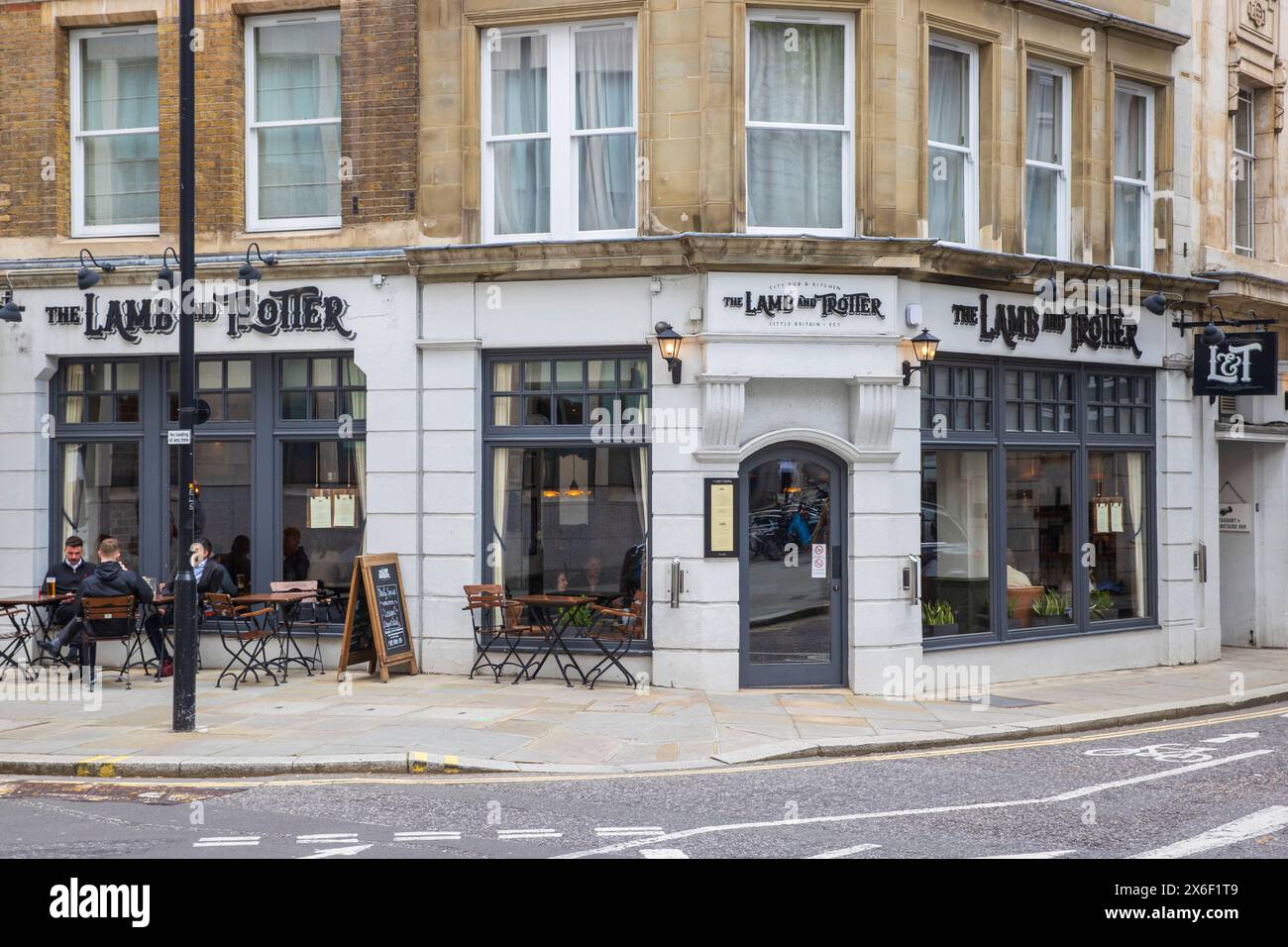 The Lamb and Trotter Public House, Londra, mercoledì 1° maggio 2024. Foto: David Rowland / One-Image.com Foto Stock