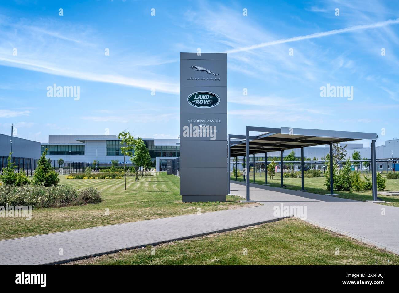 Nitra, Slovacchia - 13 maggio 2024: Stabilimento di produzione Jaguar Land Rover a Nitra. Stabilimento di produzione JLR. Slovacchia. Foto Stock